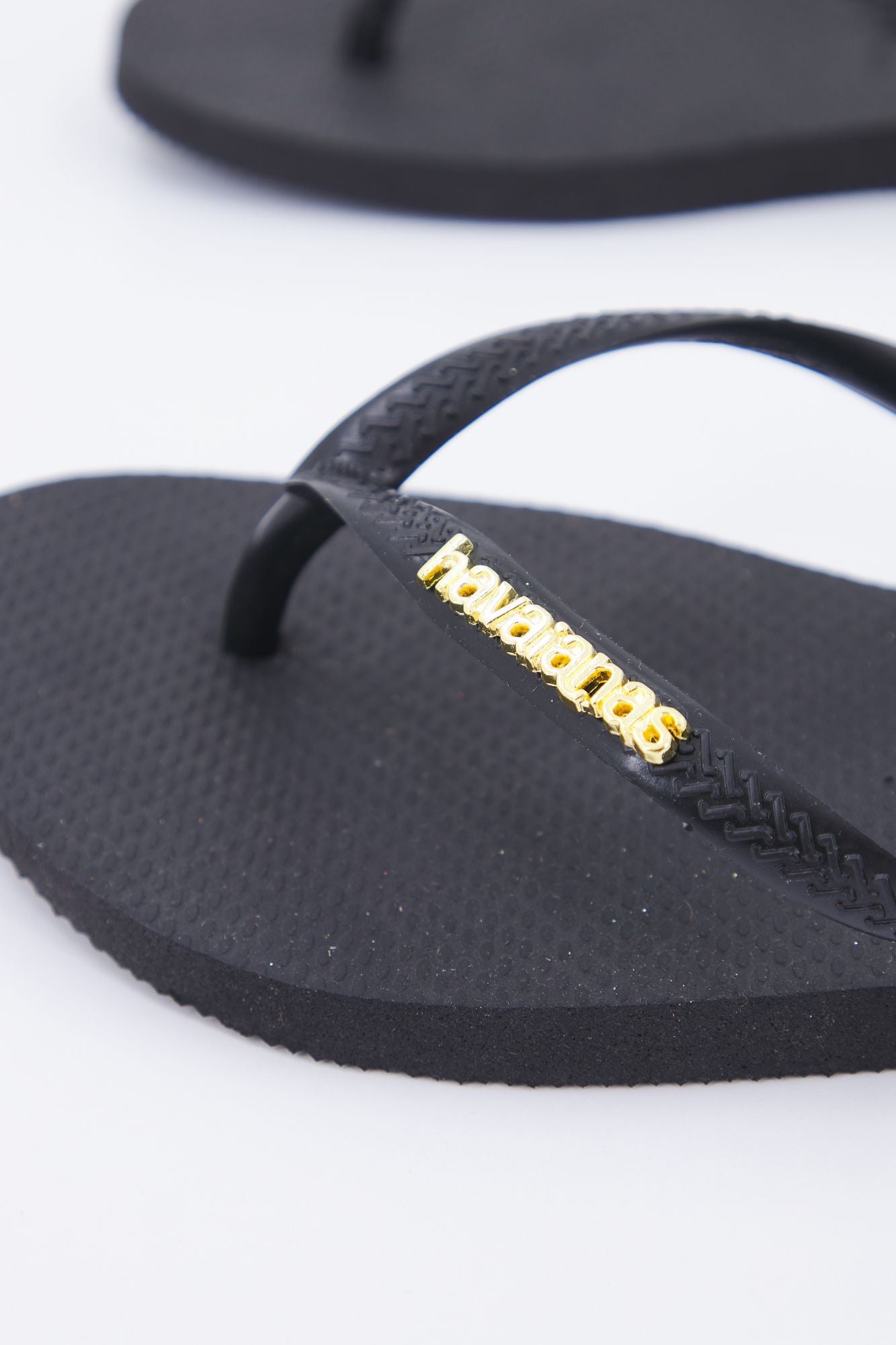 HAVAIANAS 4119875 en color NEGRO (4)