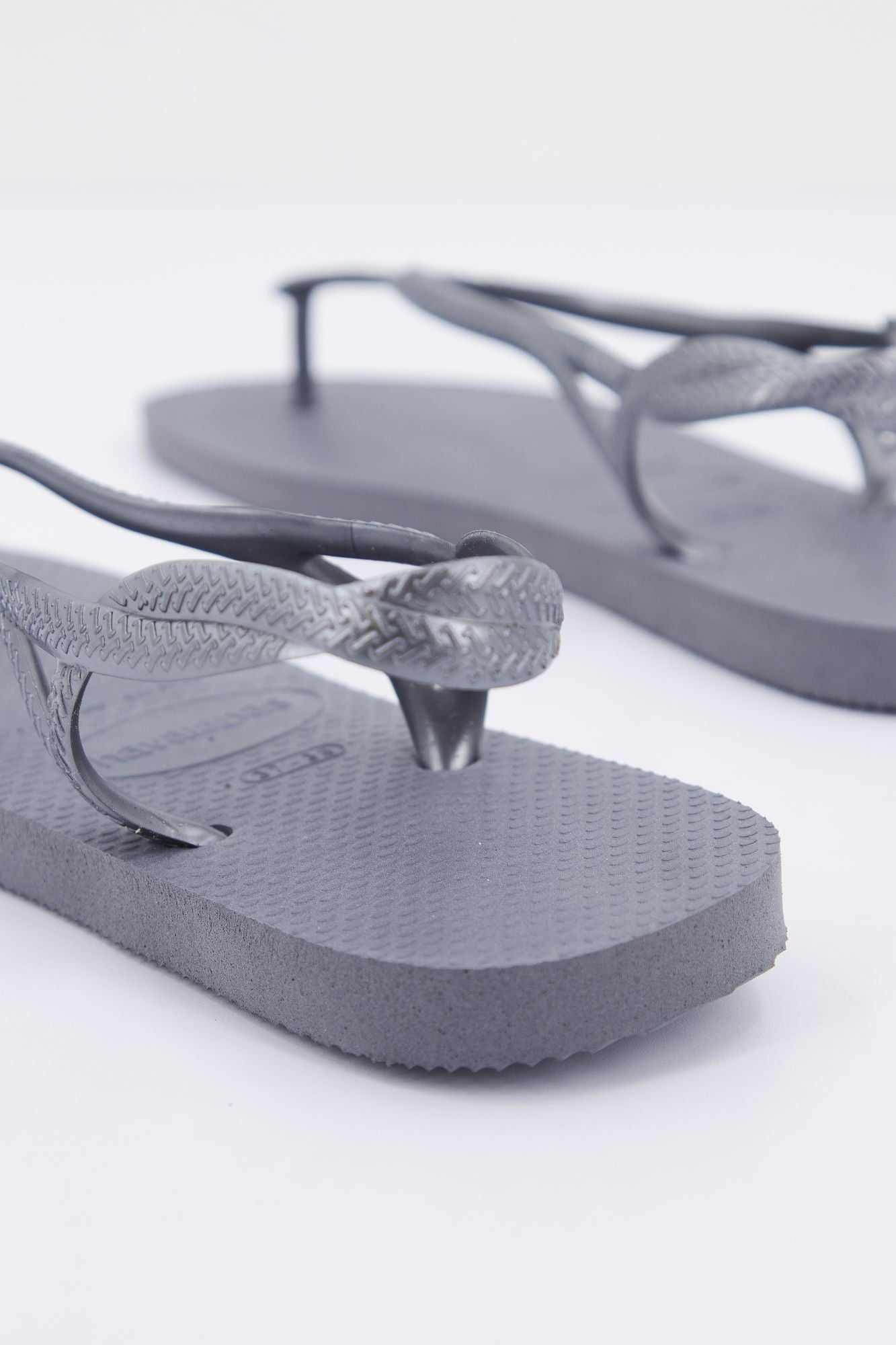 HAVAIANAS LUNA en color GRIS (3)
