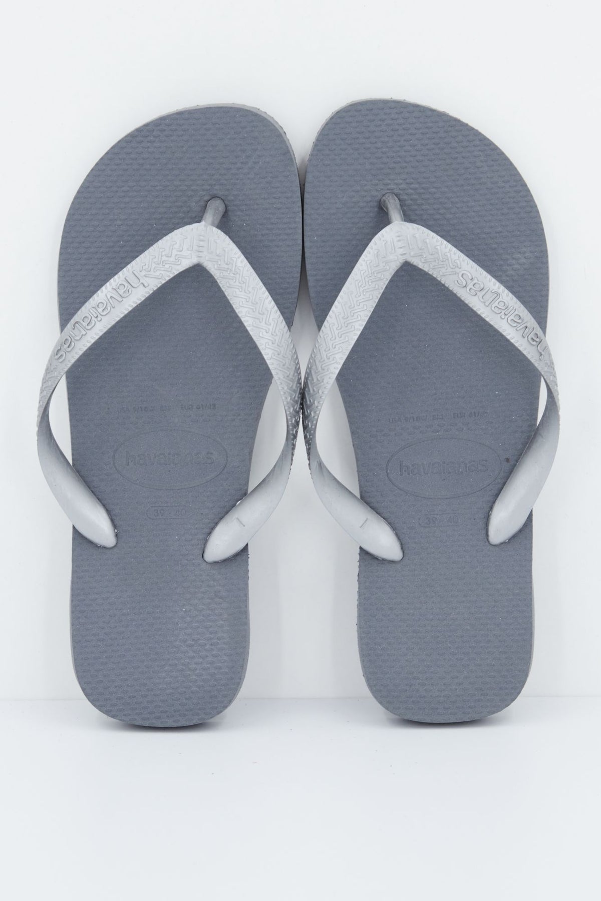 HAVAIANAS TOP TIRAS en color GRIS (1)