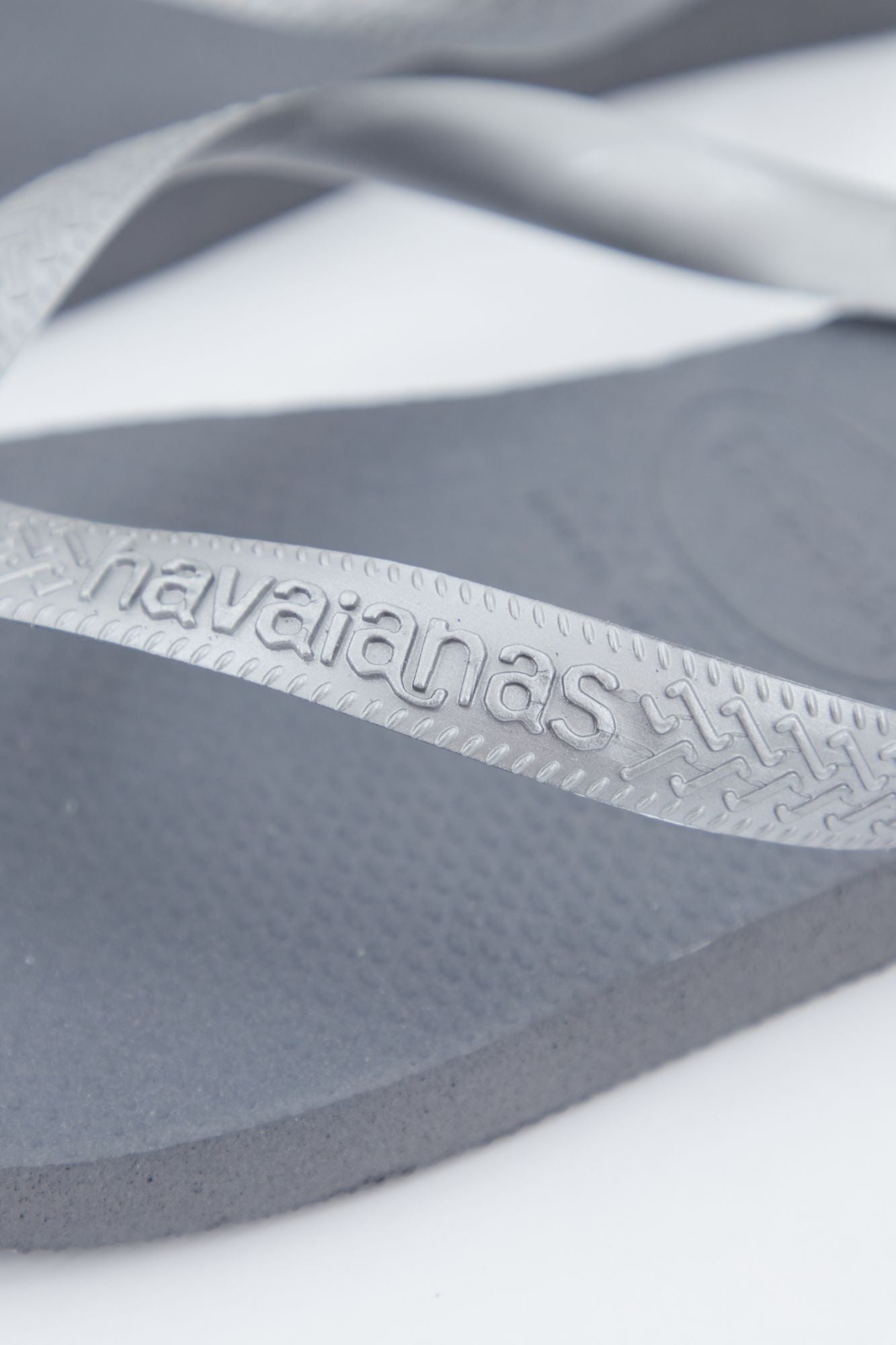 HAVAIANAS TOP TIRAS en color GRIS (2)