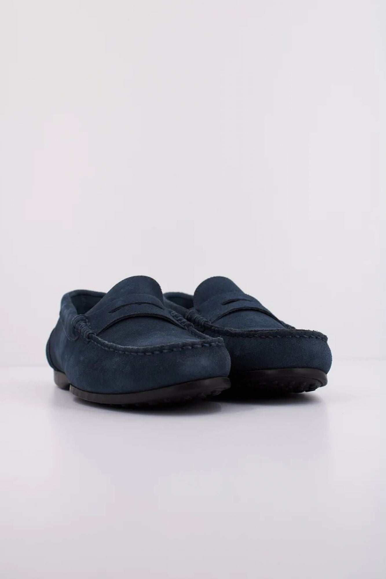 SEBAGO BYRON SUEDE en color AZUL (2)