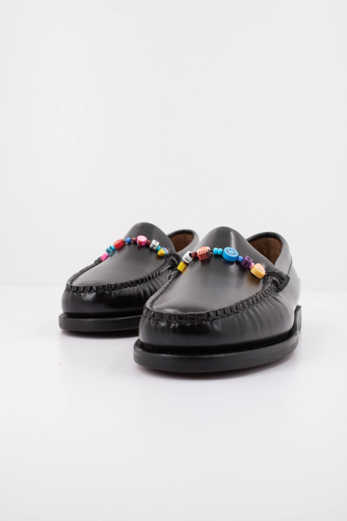 SEBAGO MOCASIN FRANK BEADS en color NEGRO (2)