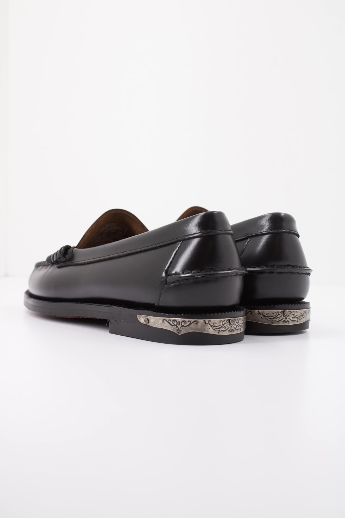 SEBAGO 76114YW en color NEGRO (4)