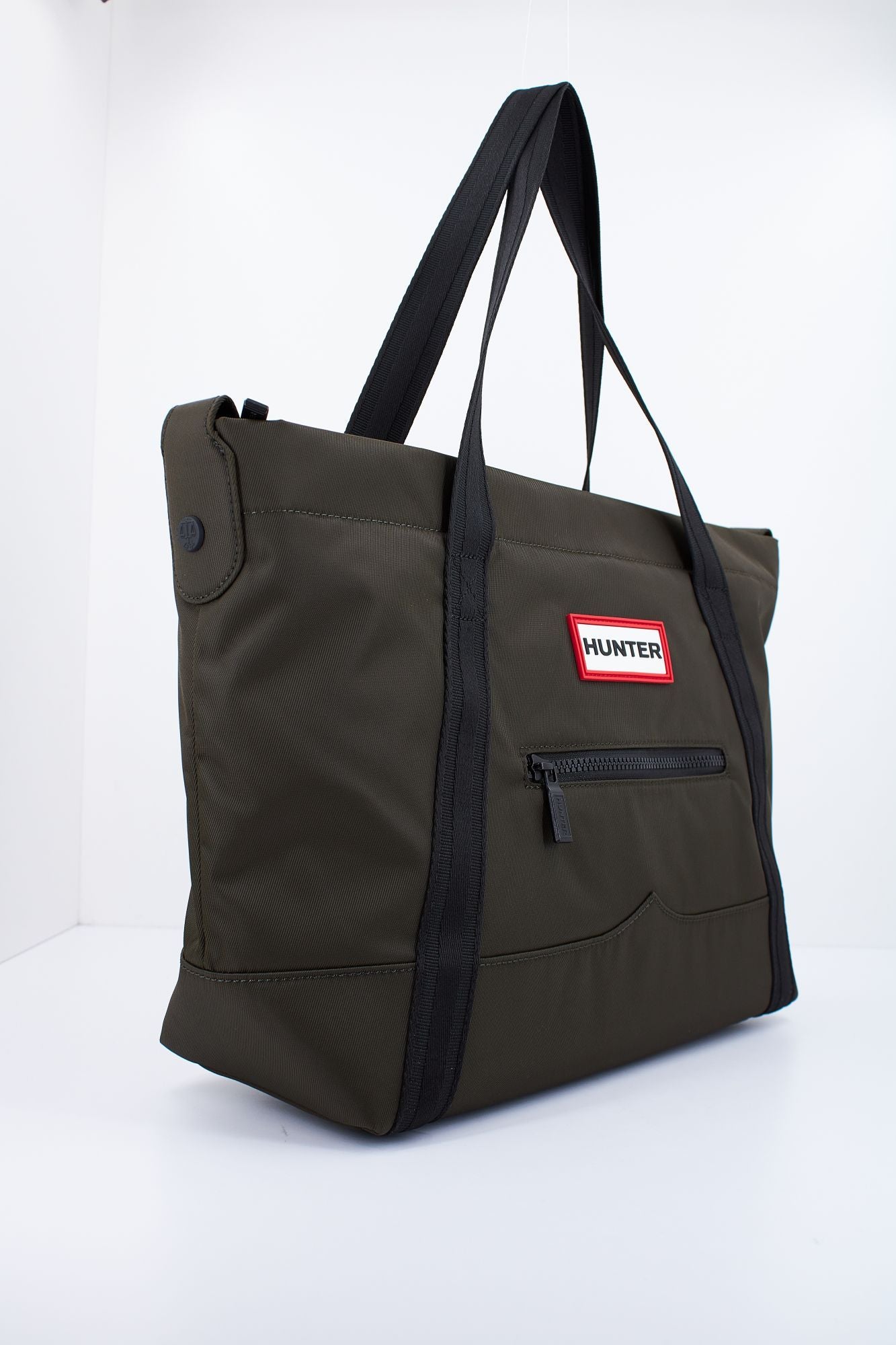 HUNTER TOTE NYLON MIDI en color VERDE (2)