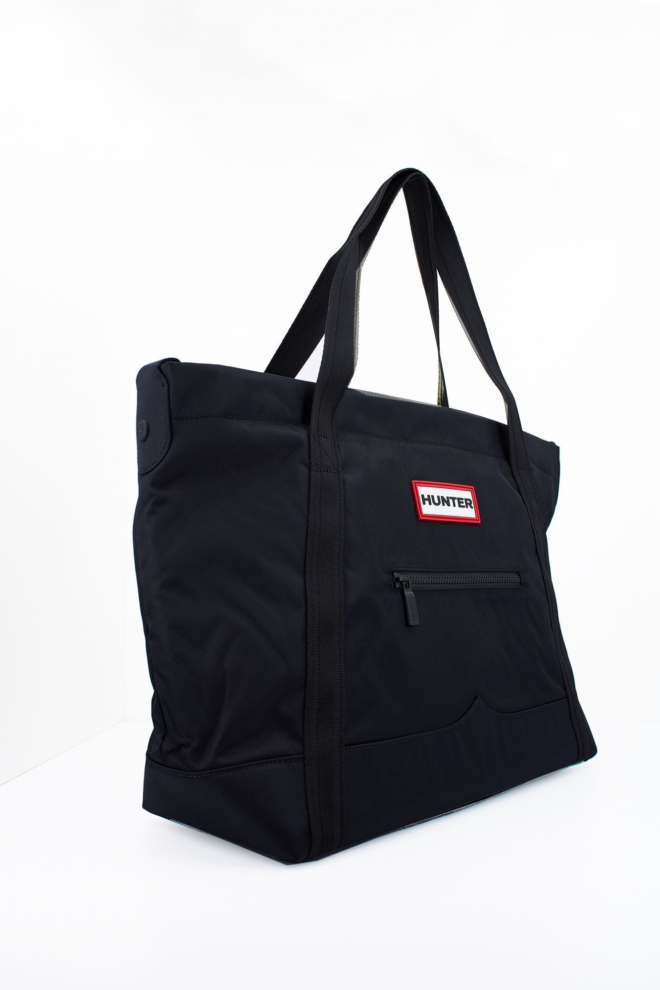 HUNTER TOTE NYLON LARGE en color NEGRO (3)