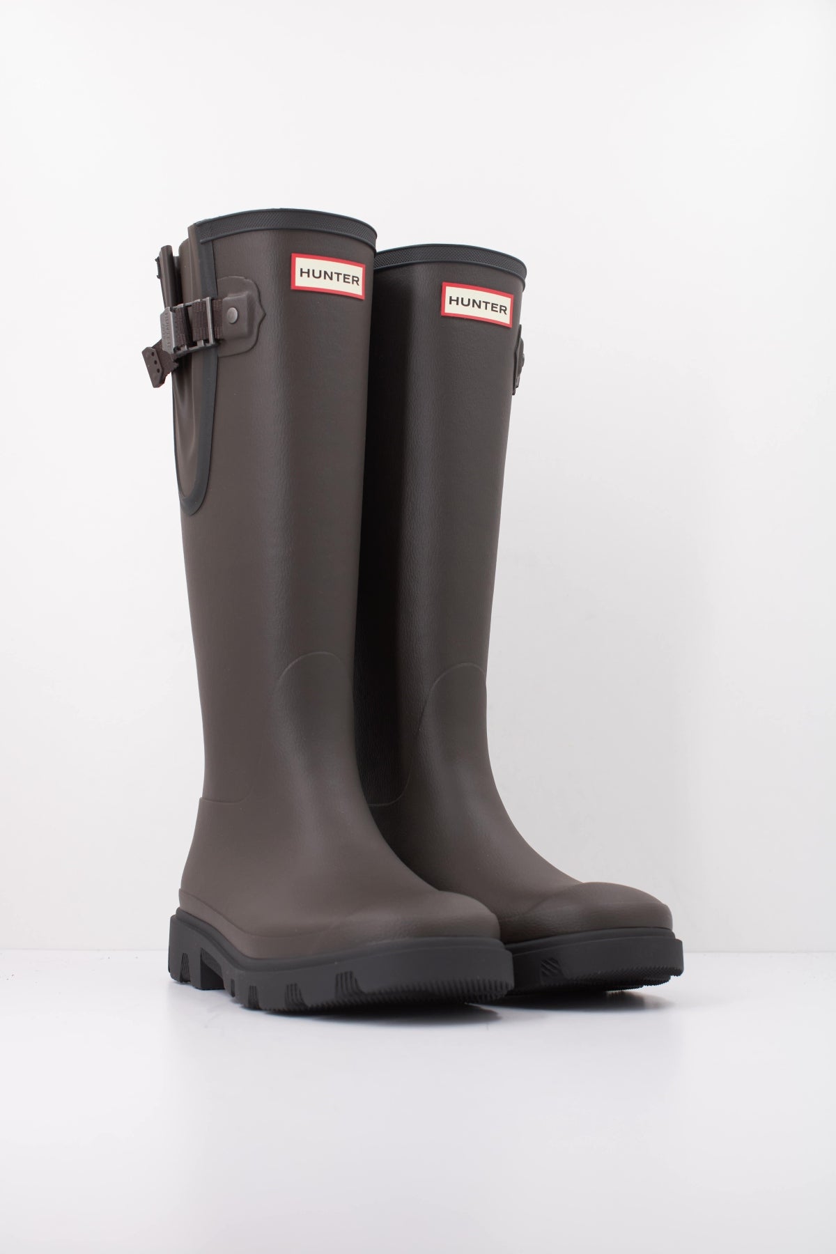 HUNTER Bota Ajustable Downpour en color MARRON (2)