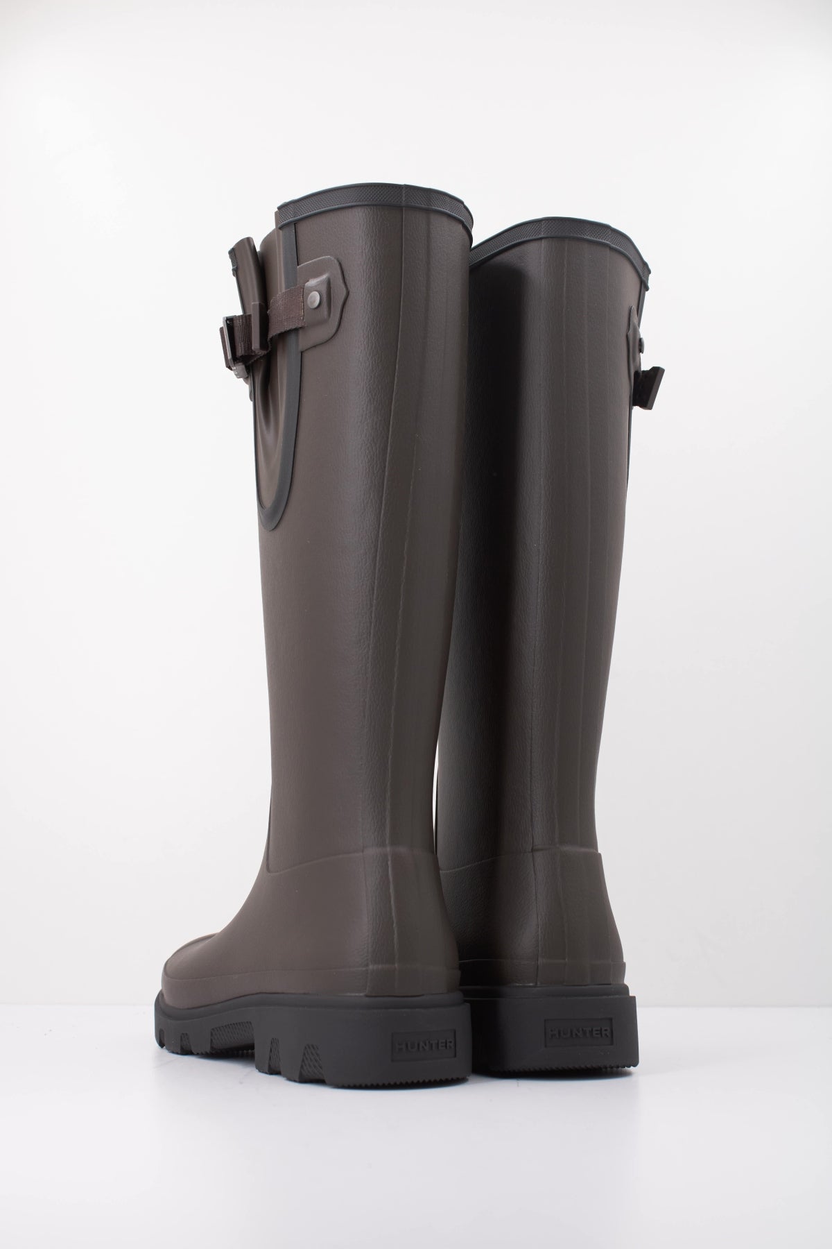 HUNTER Bota Ajustable Downpour en color MARRON (4)