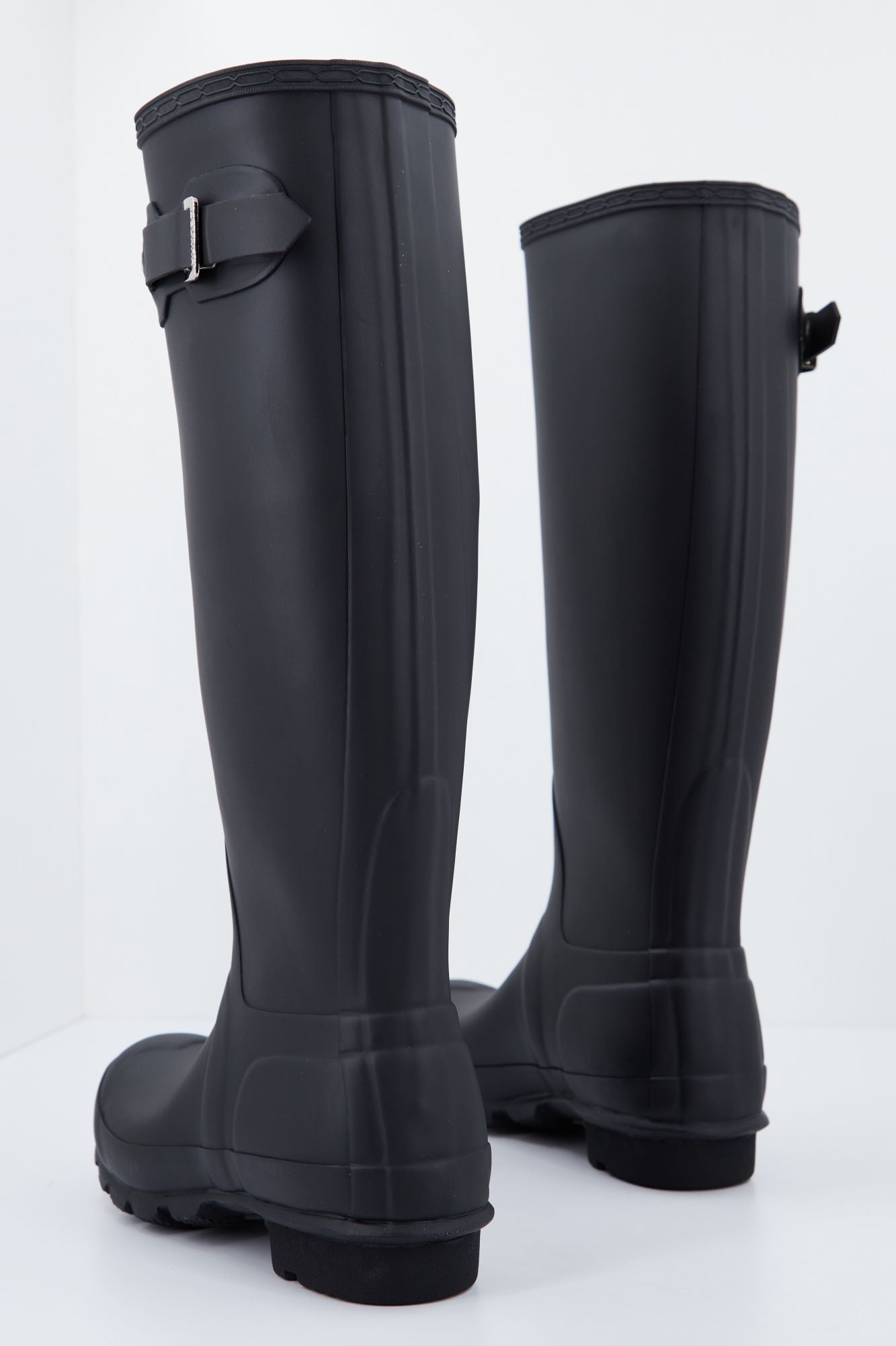 HUNTER ORIGINAL TALL en color NEGRO (3)
