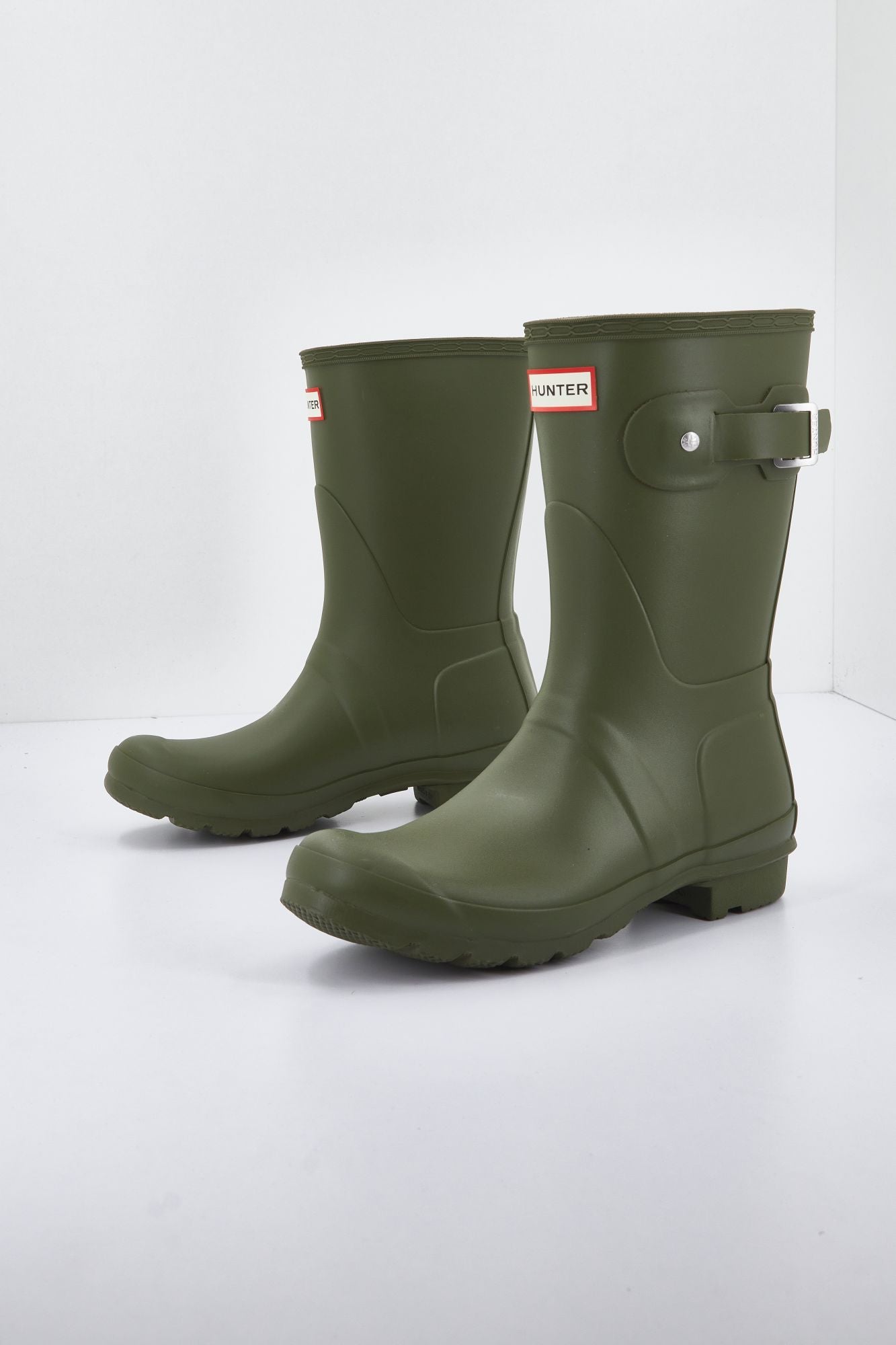 HUNTER ORIGINAL SHORT en color VERDE (2)