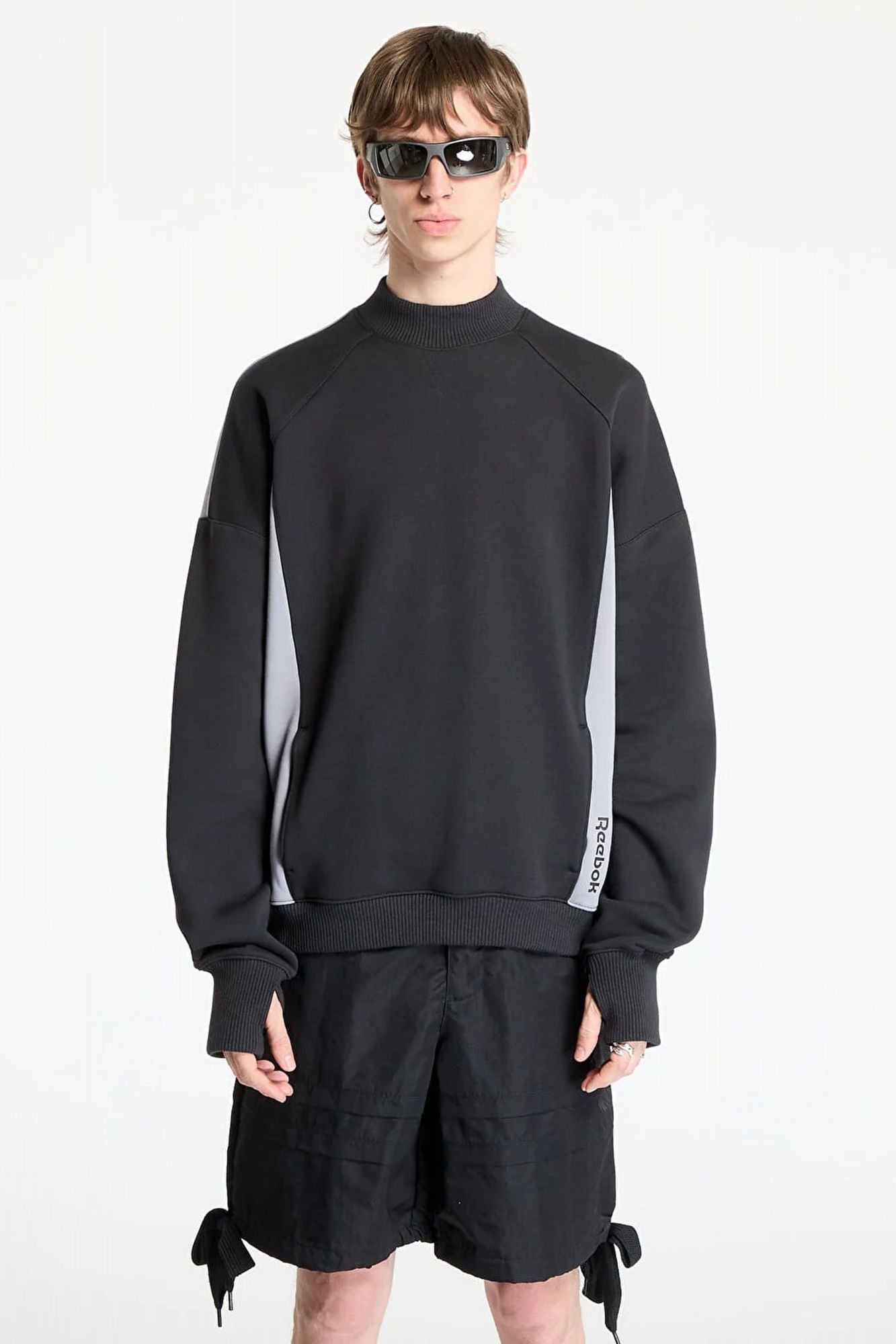 REEBOK FRENCH TERRY CREWNE en color NEGRO (1)