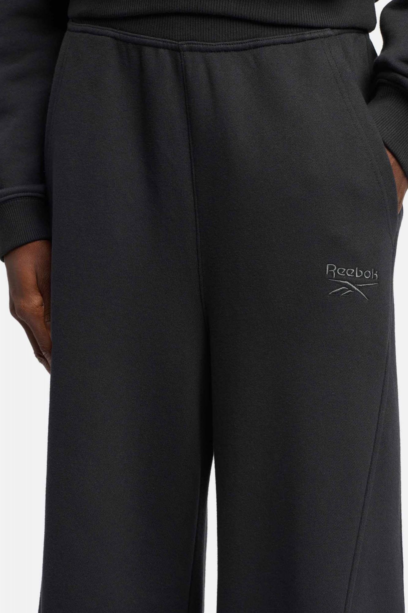 REEBOK ICON ELEMENTS FT PANT en color NEGRO (3)