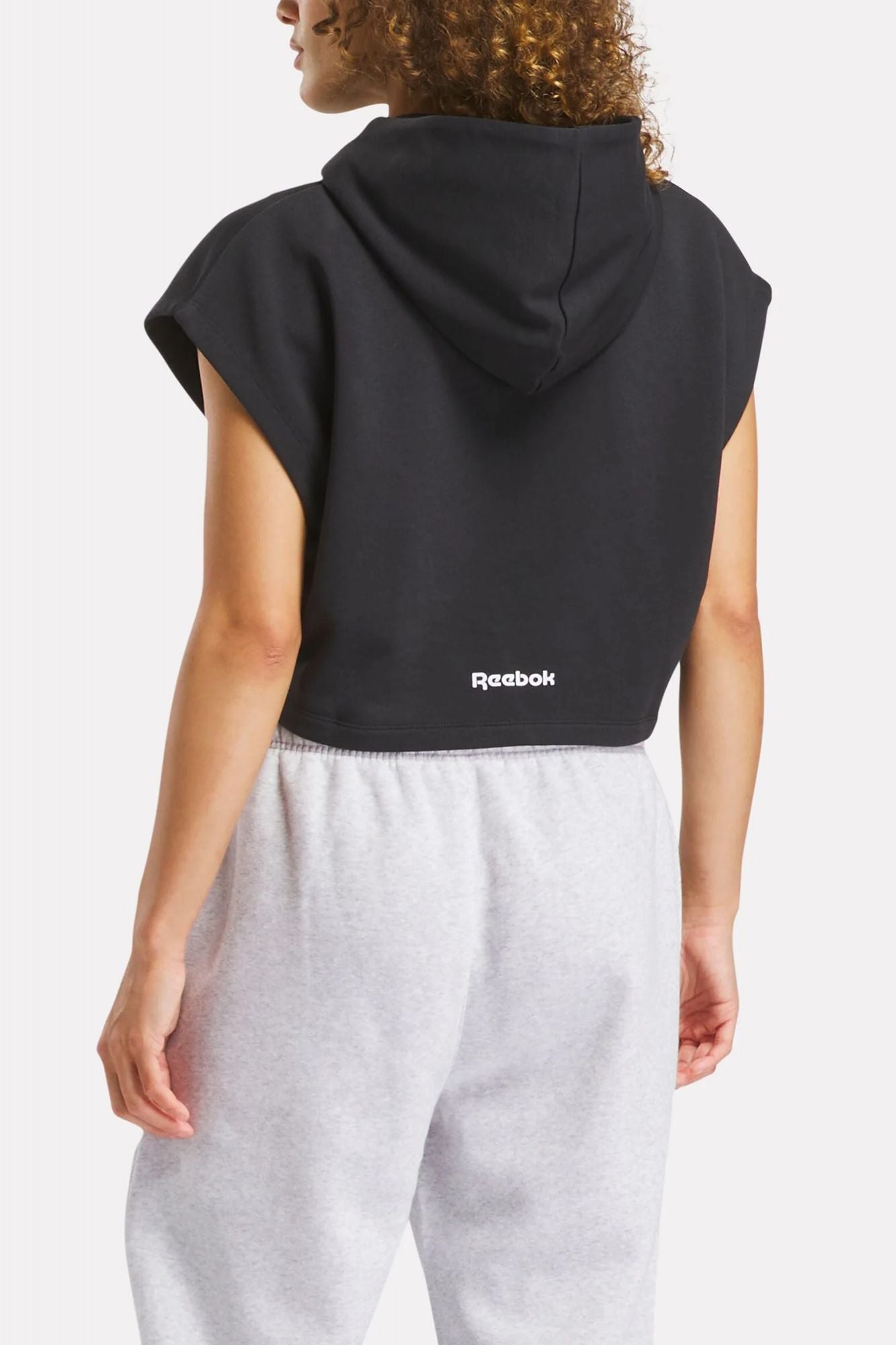 REEBOK BBALL OFF COURT CROP HOO en color NEGRO (4)