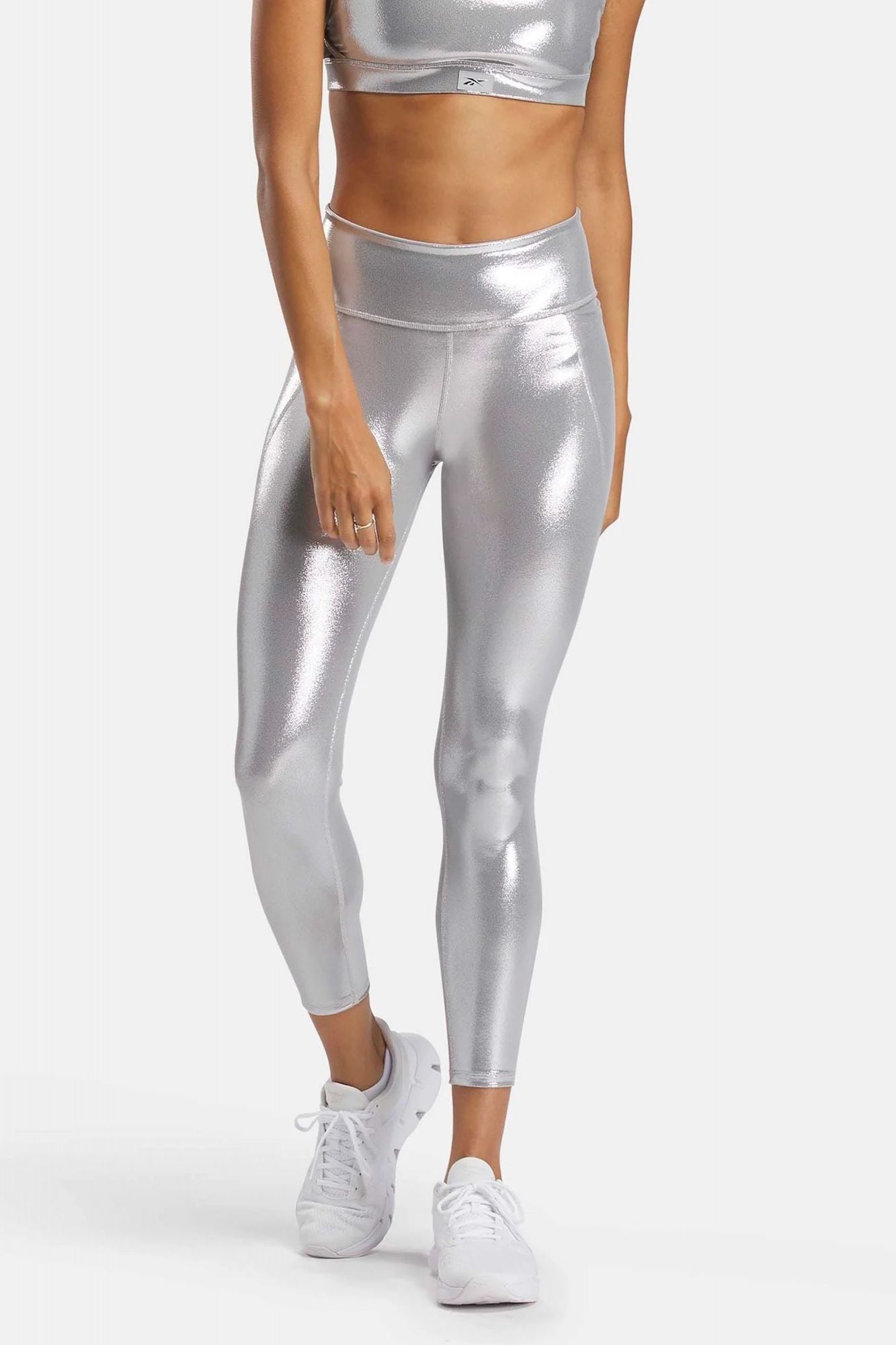 REEBOK LUX XHROME HR TIGHT en color PLATA (1)