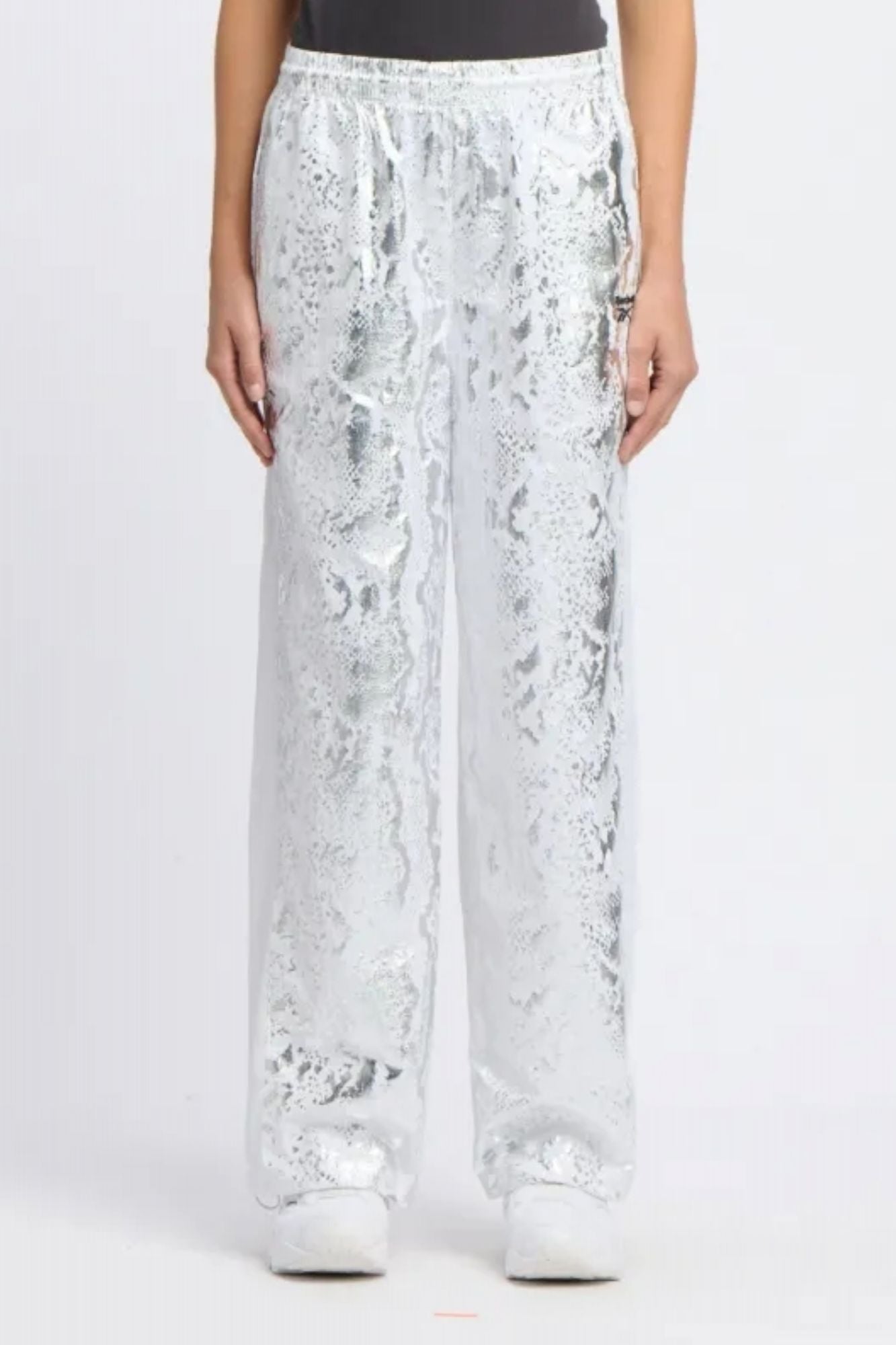 REEBOK BASKETBALL OFF COURT WARM UP en color BLANCO (1)