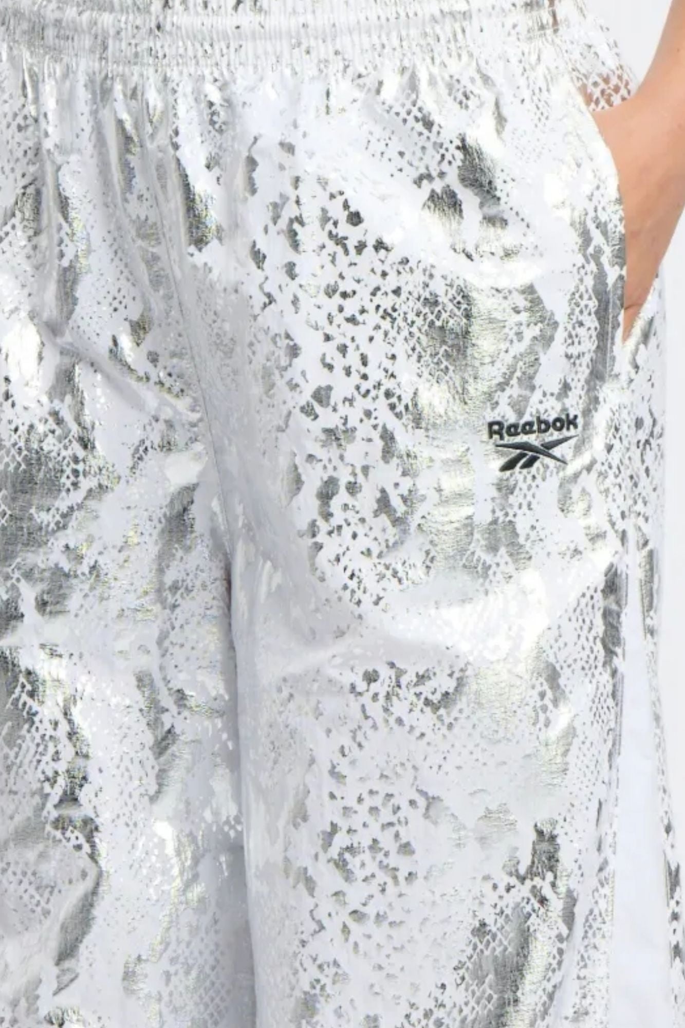 REEBOK BASKETBALL OFF COURT WARM UP en color BLANCO (4)