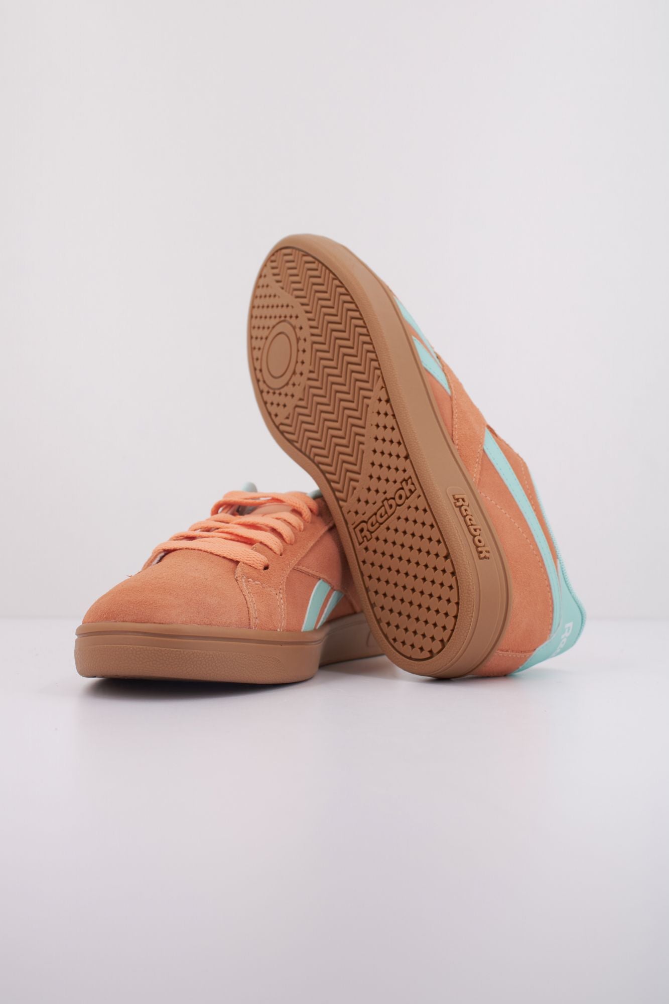 REEBOK COURT RETRO en color NARANJA (5)