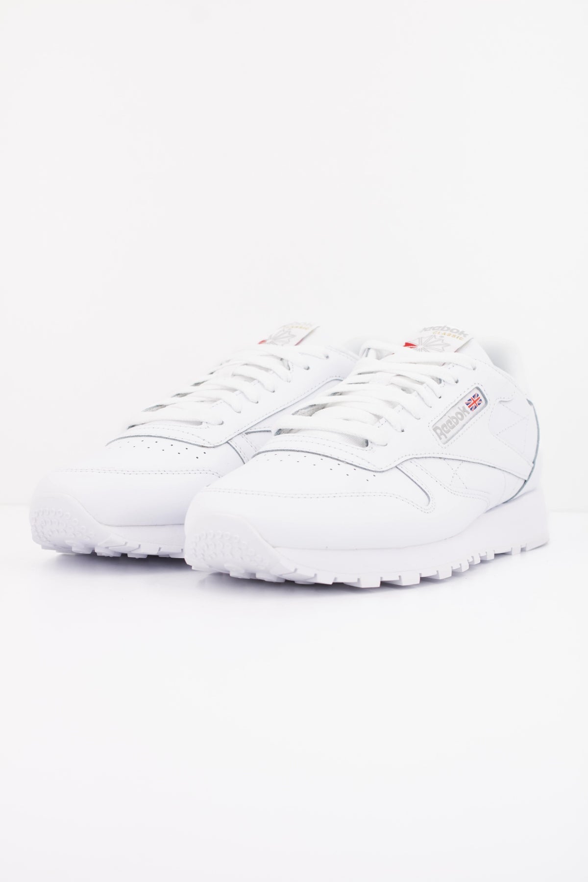REEBOK CLASSIC LEATHER en color BLANCO (2)