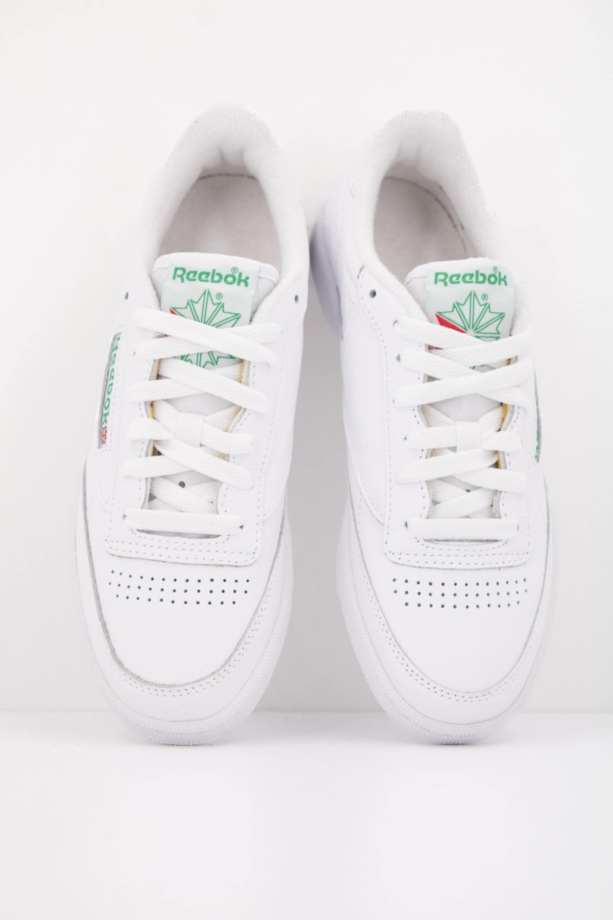 REEBOK CLUB C 85 en color BLANCO (3)