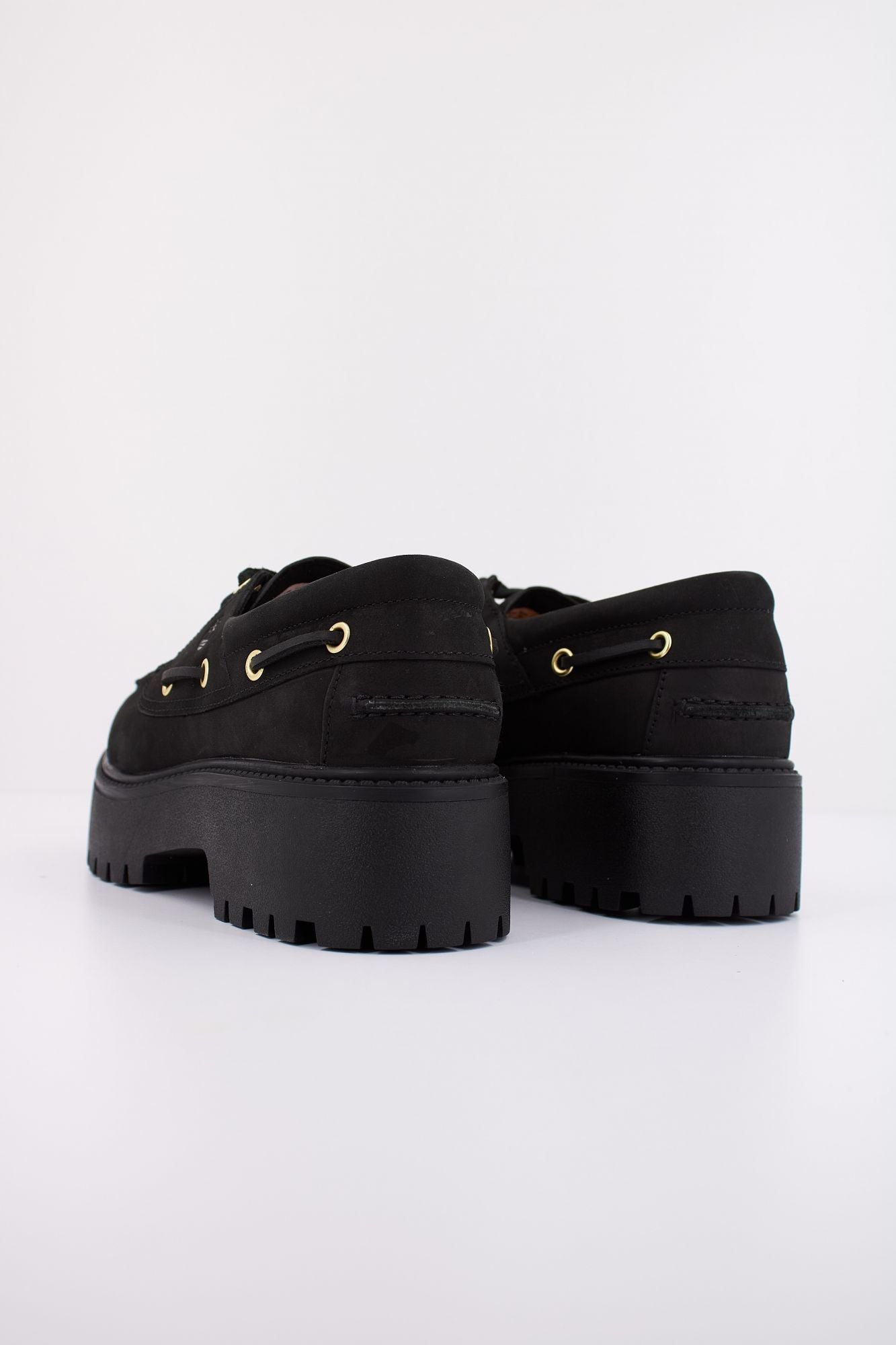 TIMBERLAND STONE STREET BOAT SHOE en color NEGRO (4)