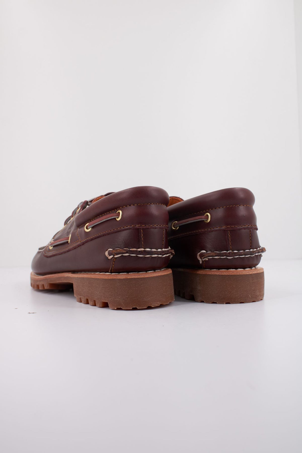 TIMBERLAND AUTHENTICS 3 EYE CLASSIC LUG BOAT SHOE en color MARRON (4)