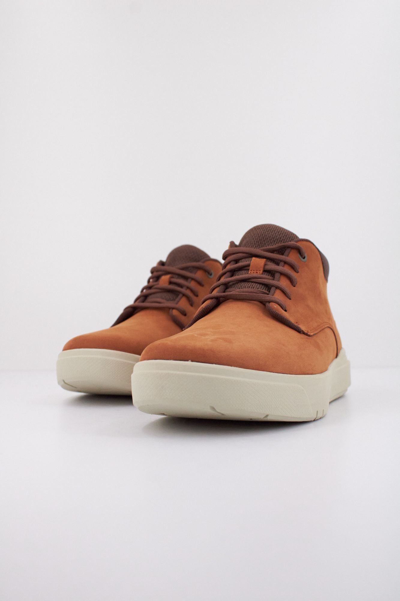 TIMBERLAND Seneca Bay MID LACE UP en color MARRON (2)