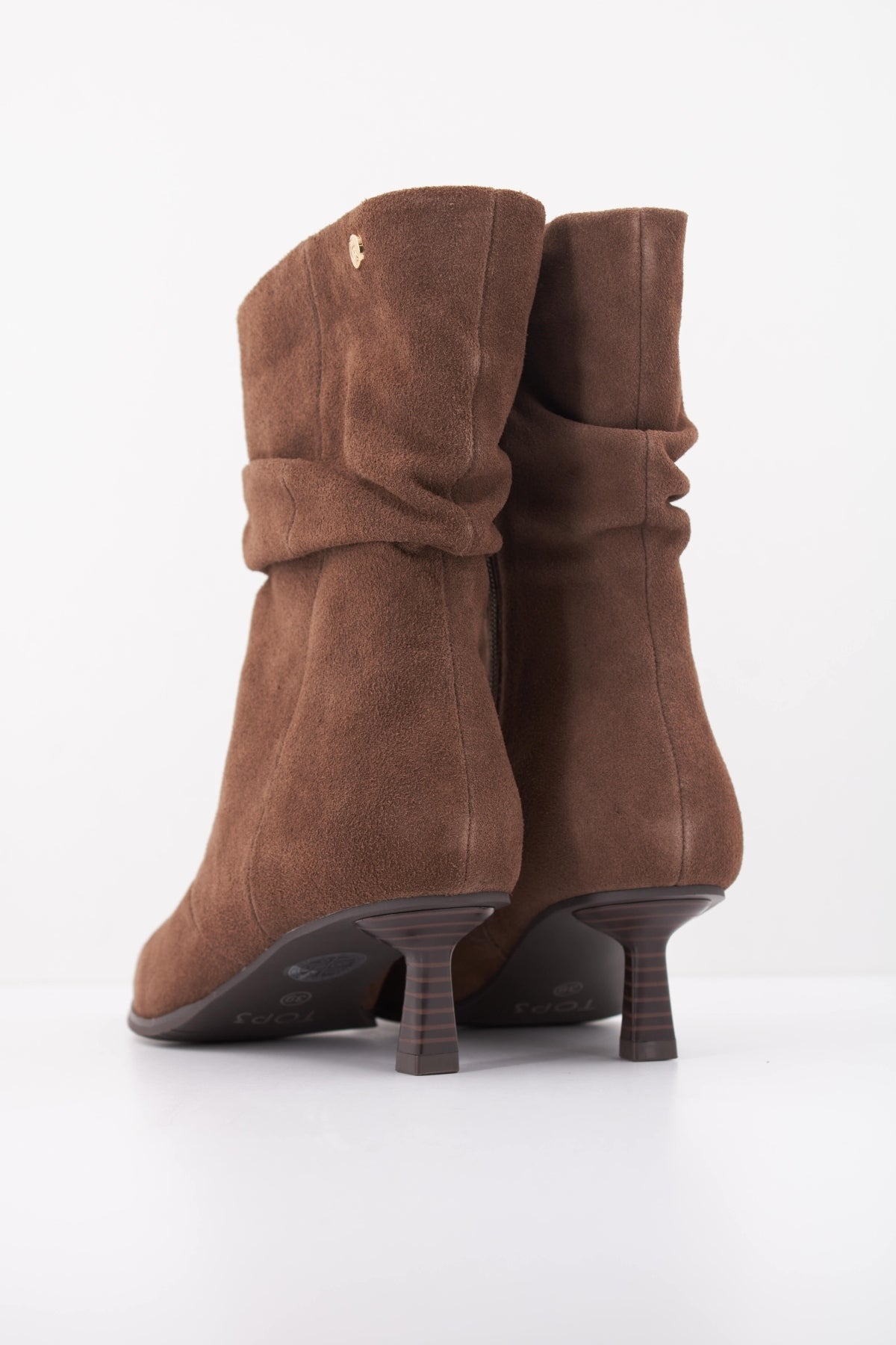 TOP3 BOTA CORTA ARRUGADA en color MARRON CLARO (4)