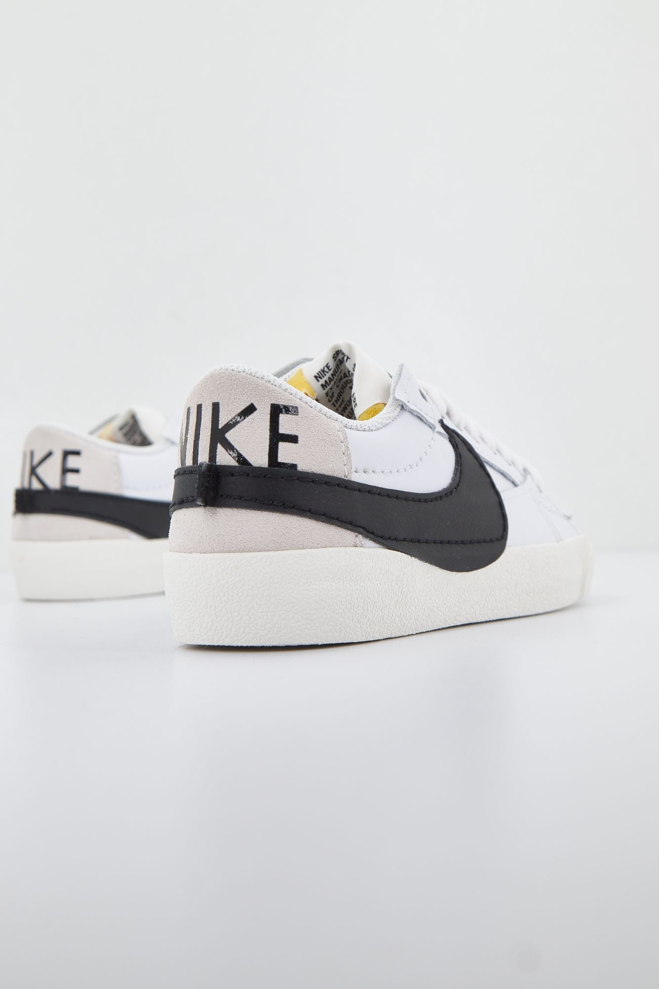 NIKE DQ1470 en color BLANCO (3)