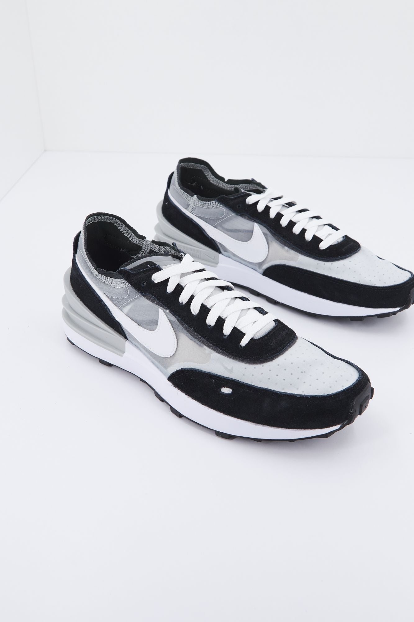 NIKE WAFFLE ONE SE MEN'S en color AZUL (3)