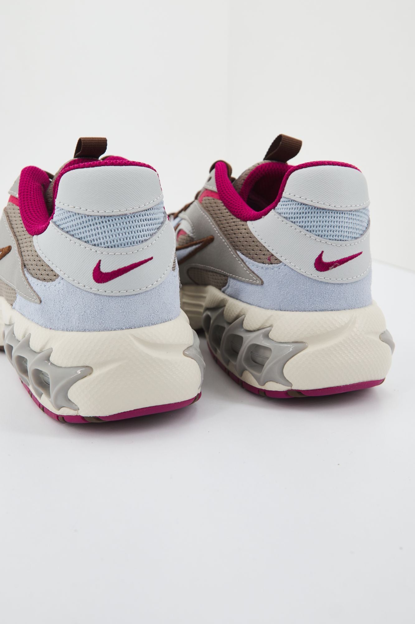 NIKE AIR ZOOM FIRE HO22 en color AZUL (4)