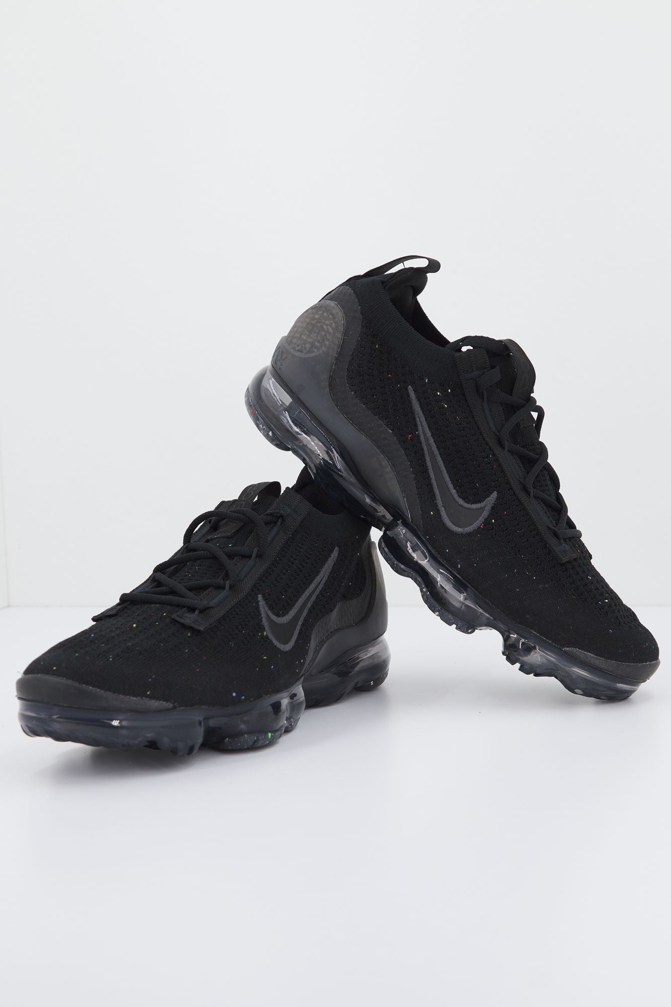 NIKE AIR VAPORMAX FK en color NEGRO (1)