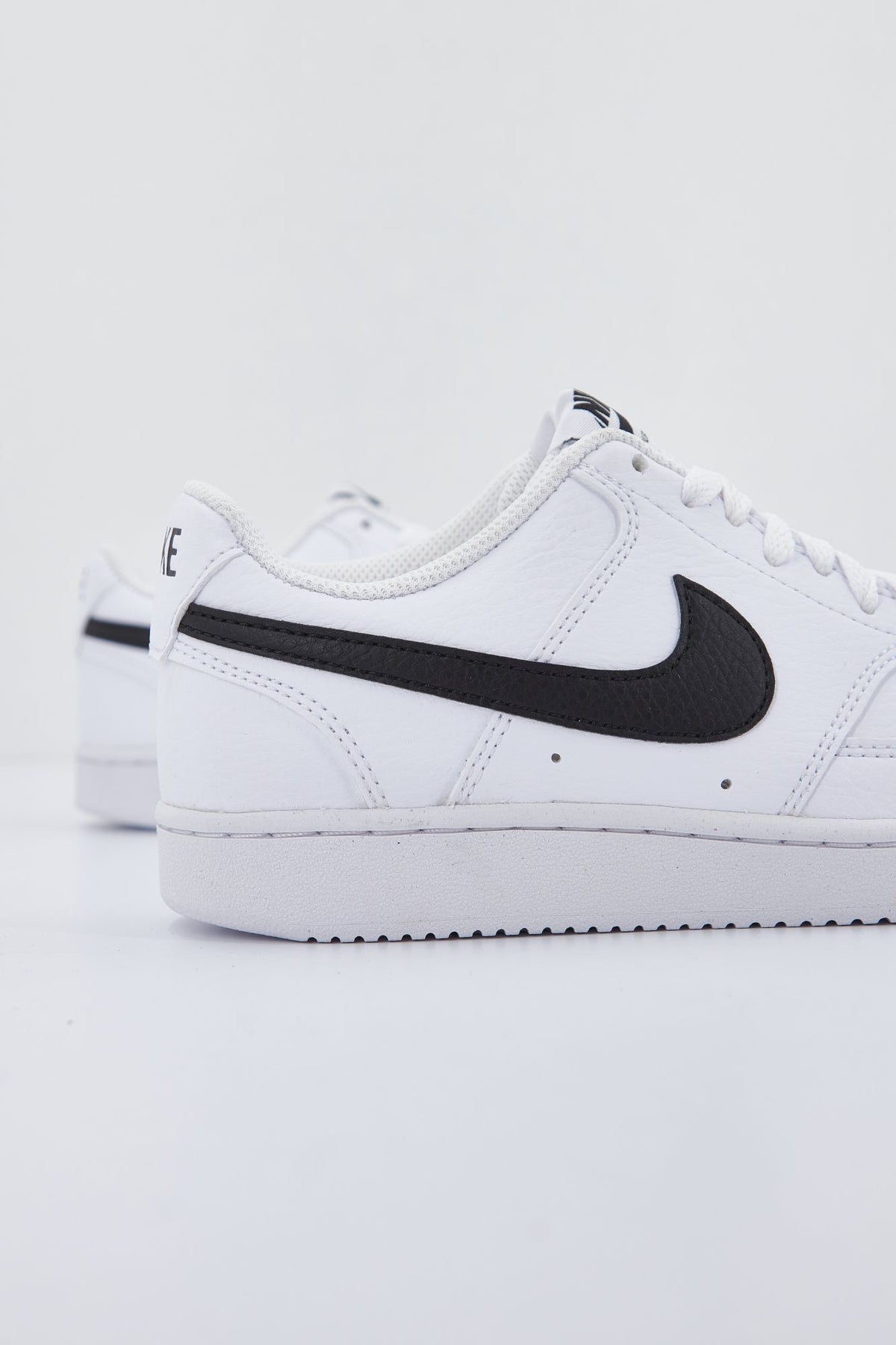 NIKE COURT VISION LOW BE en color BLANCO (3)