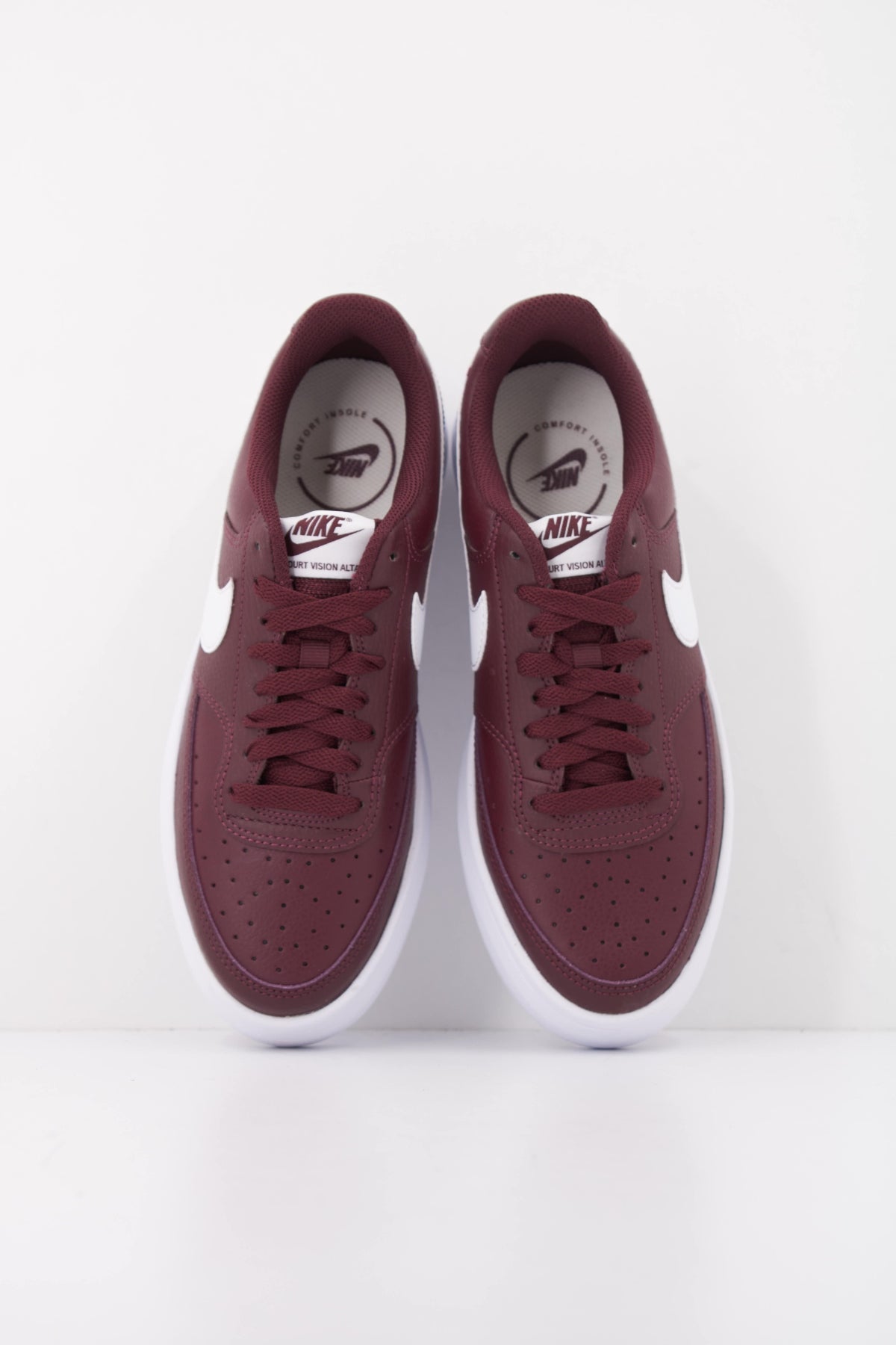 NIKE COURT VISION ALTA en color ROJO (3)