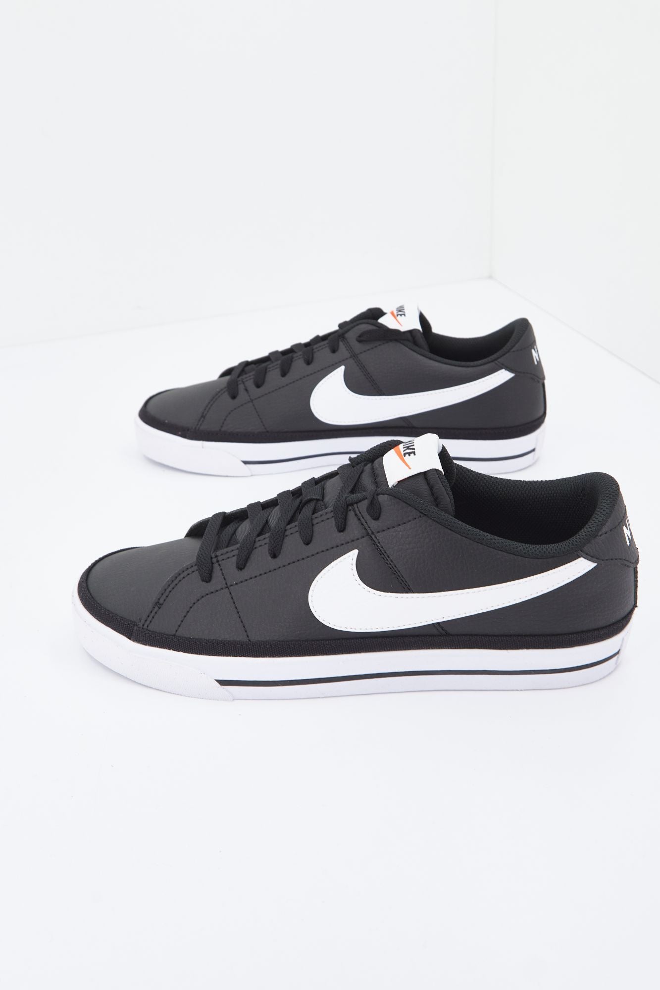 NIKE COURT LEGACY NEXT NATUR en color NEGRO (1)