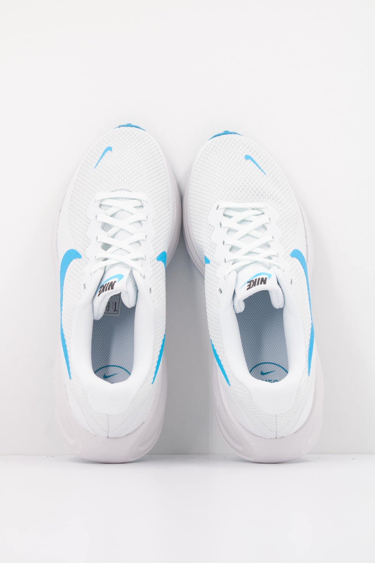 NIKE NIKE REVOLUTION 8 en color AZUL (3)