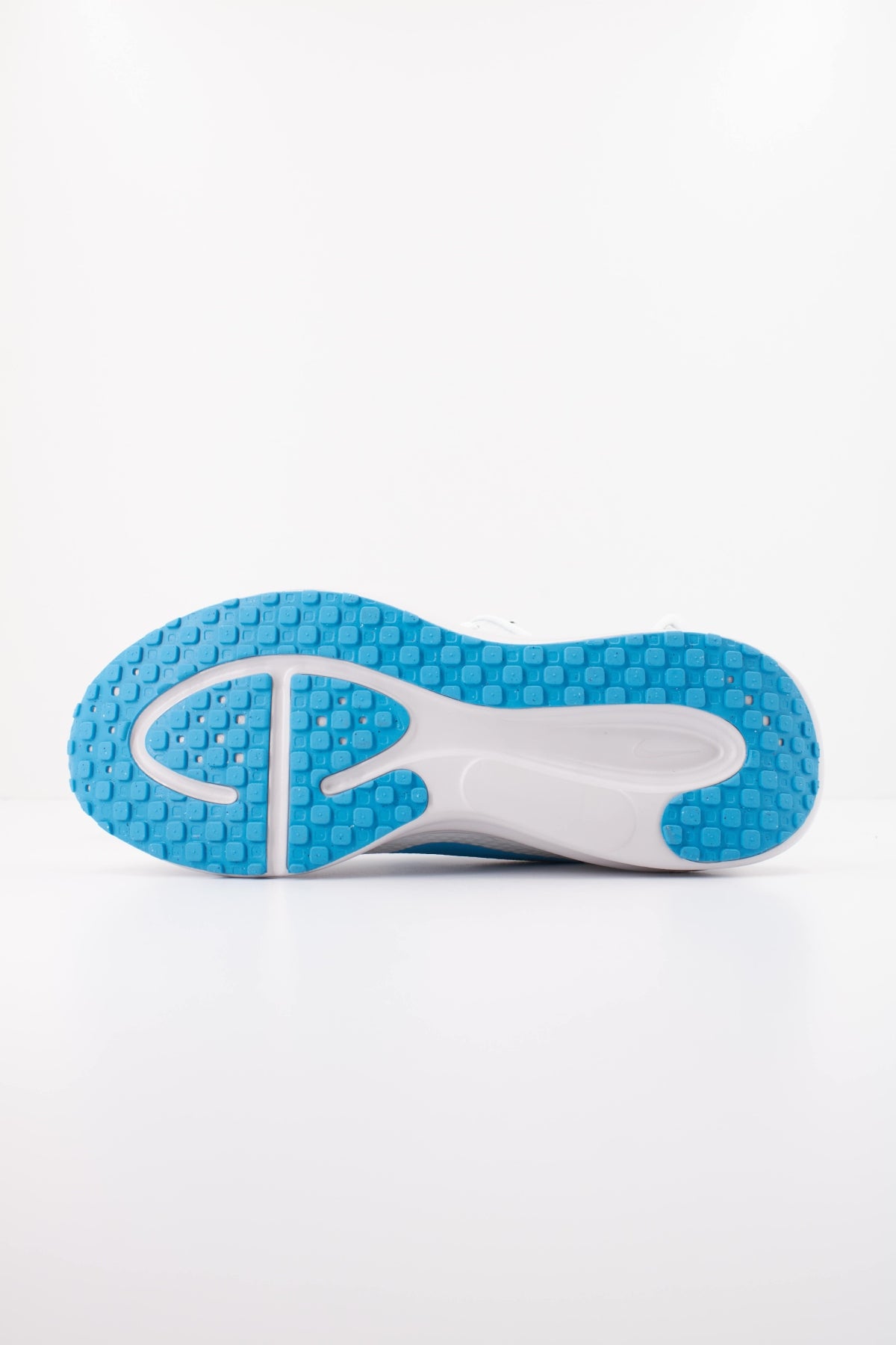 NIKE NIKE REVOLUTION 8 en color AZUL (5)