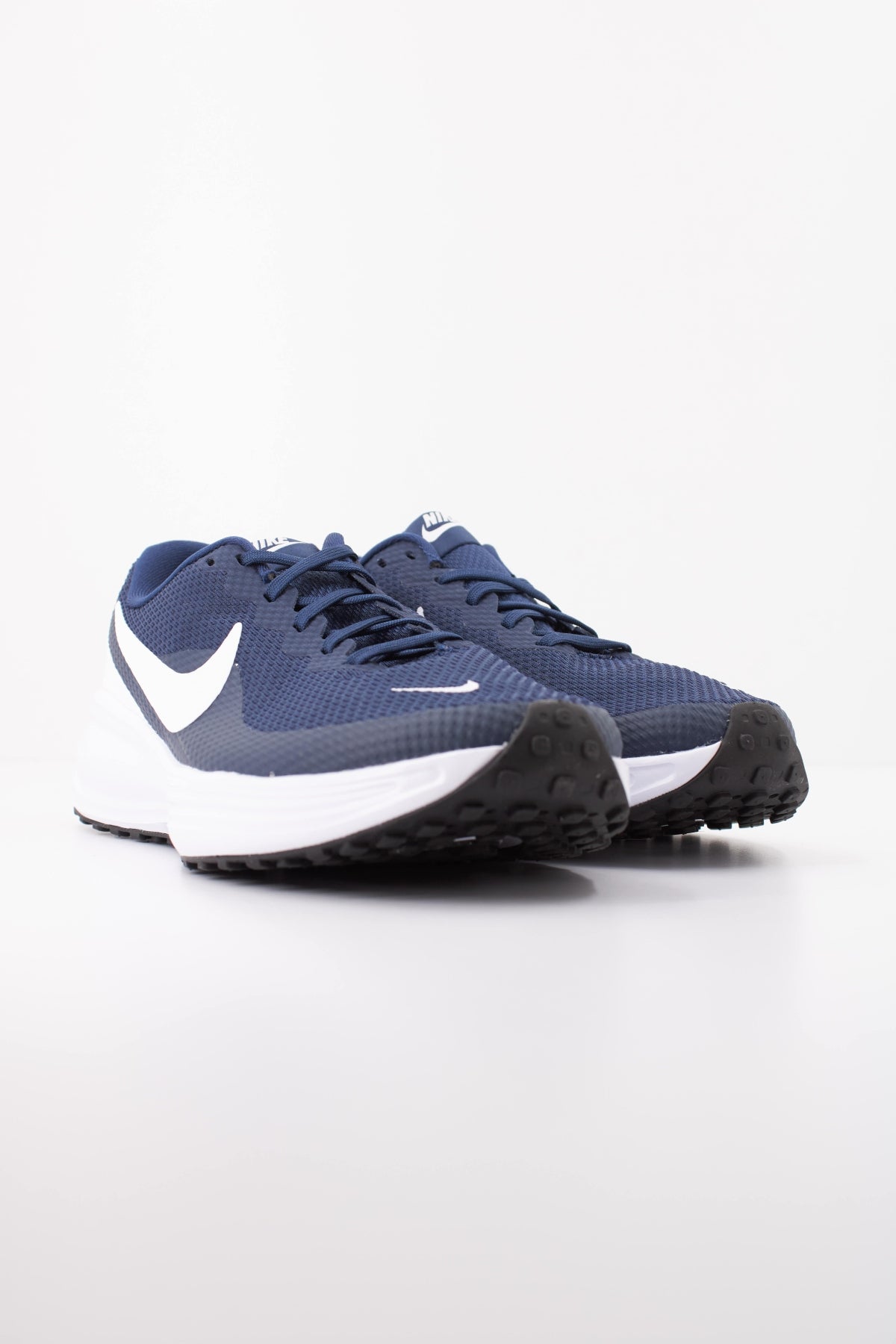 NIKE NIKE REVOLUTION 8 en color AZUL (2)