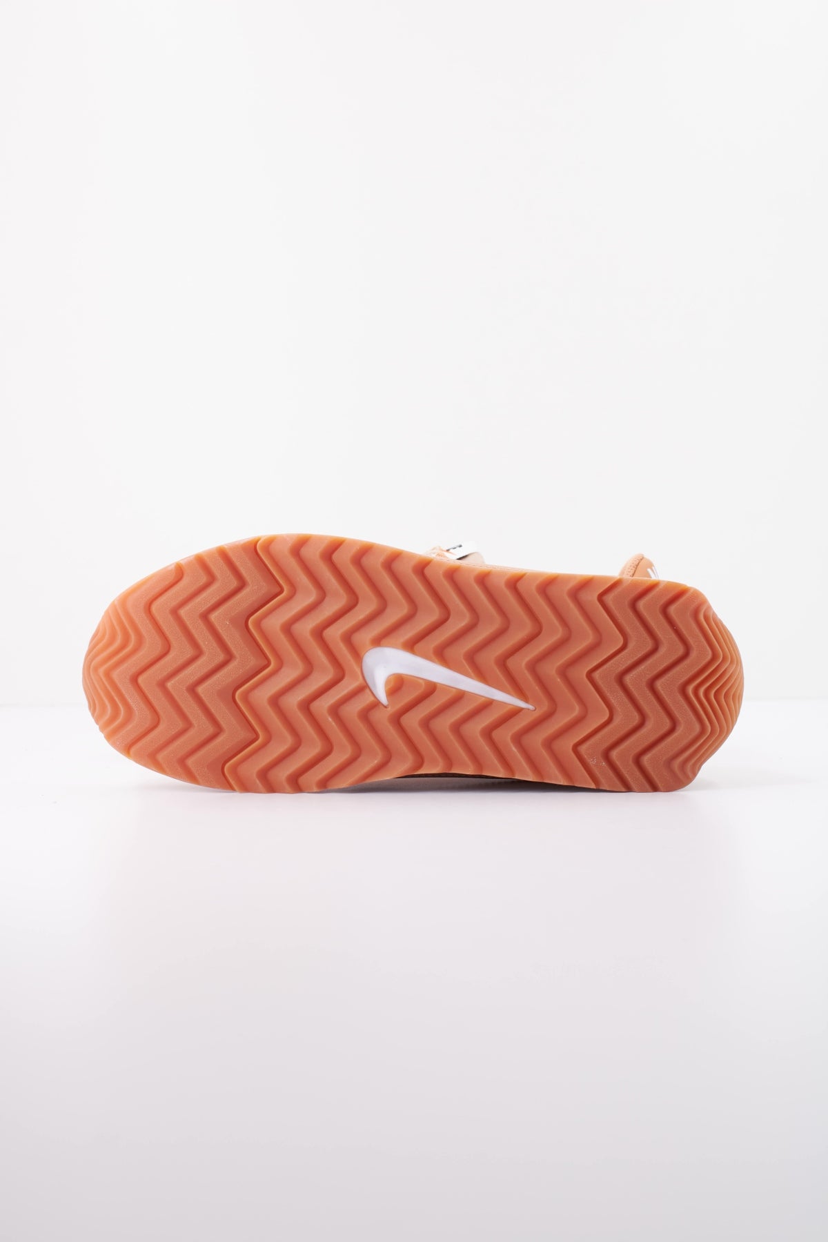 NIKE HM4771 en color NUDE (5)