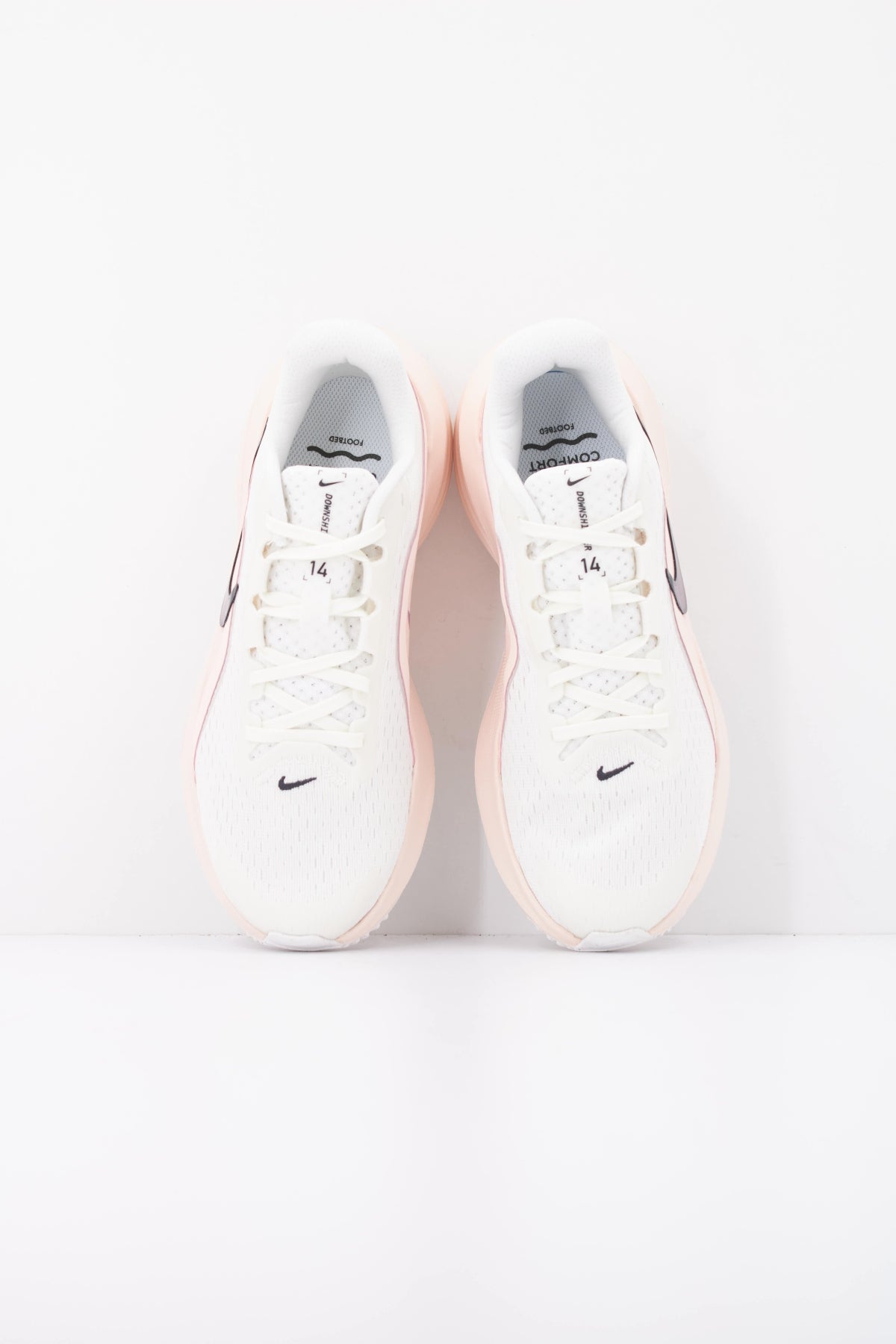 NIKE DOWNSHIFTER 14 IB1899-108 en color BLANCO (3)