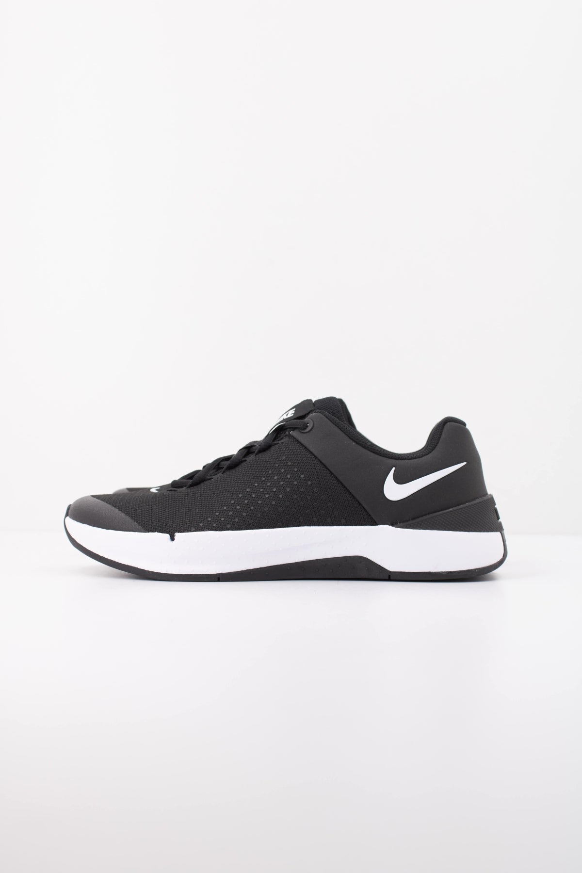 NIKE M NIKE MC TRAINER 4 en color NEGRO (1)