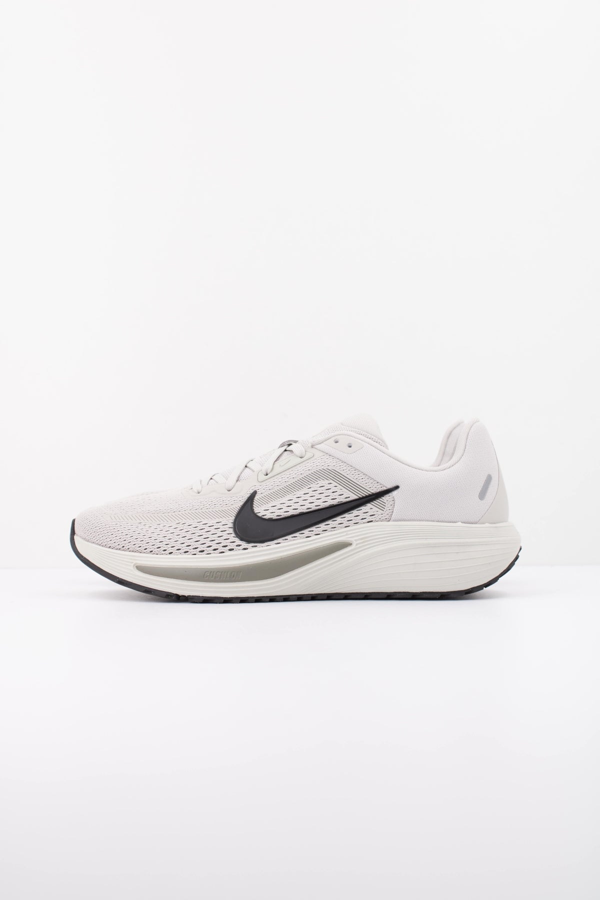 NIKE NIKE QUEST 7 en color GRIS (1)