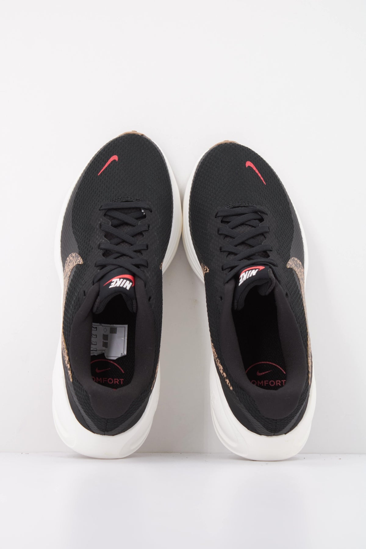 NIKE W NIKE REVOLUTION 8 PRINT en color NEGRO (3)