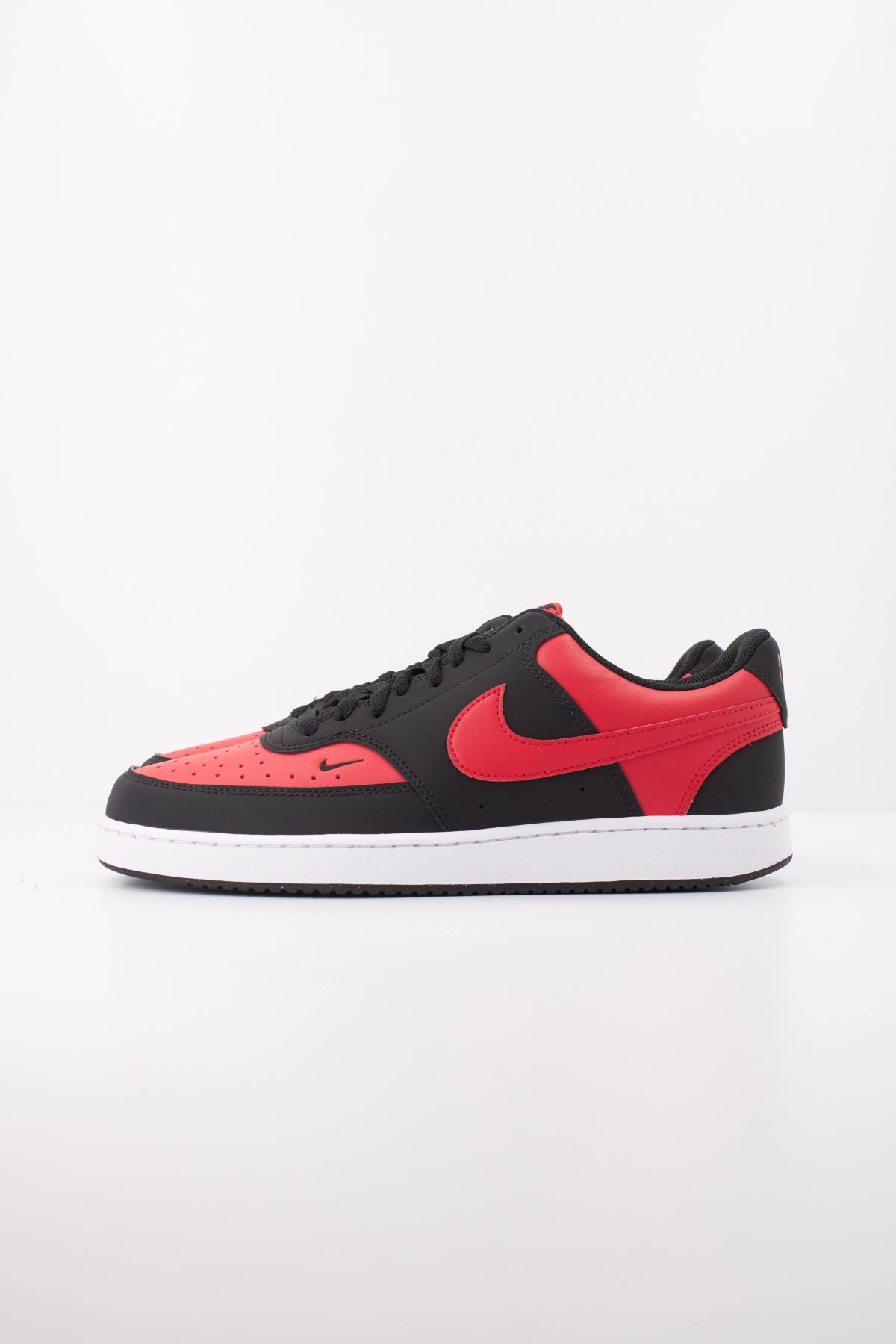 NIKE NIKE COURT VISION LO P NB en color NEGRO (1)