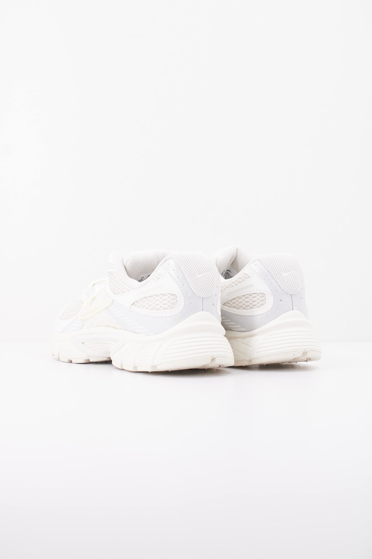 NIKE W NIKE V5 RNR en color BLANCO (4)