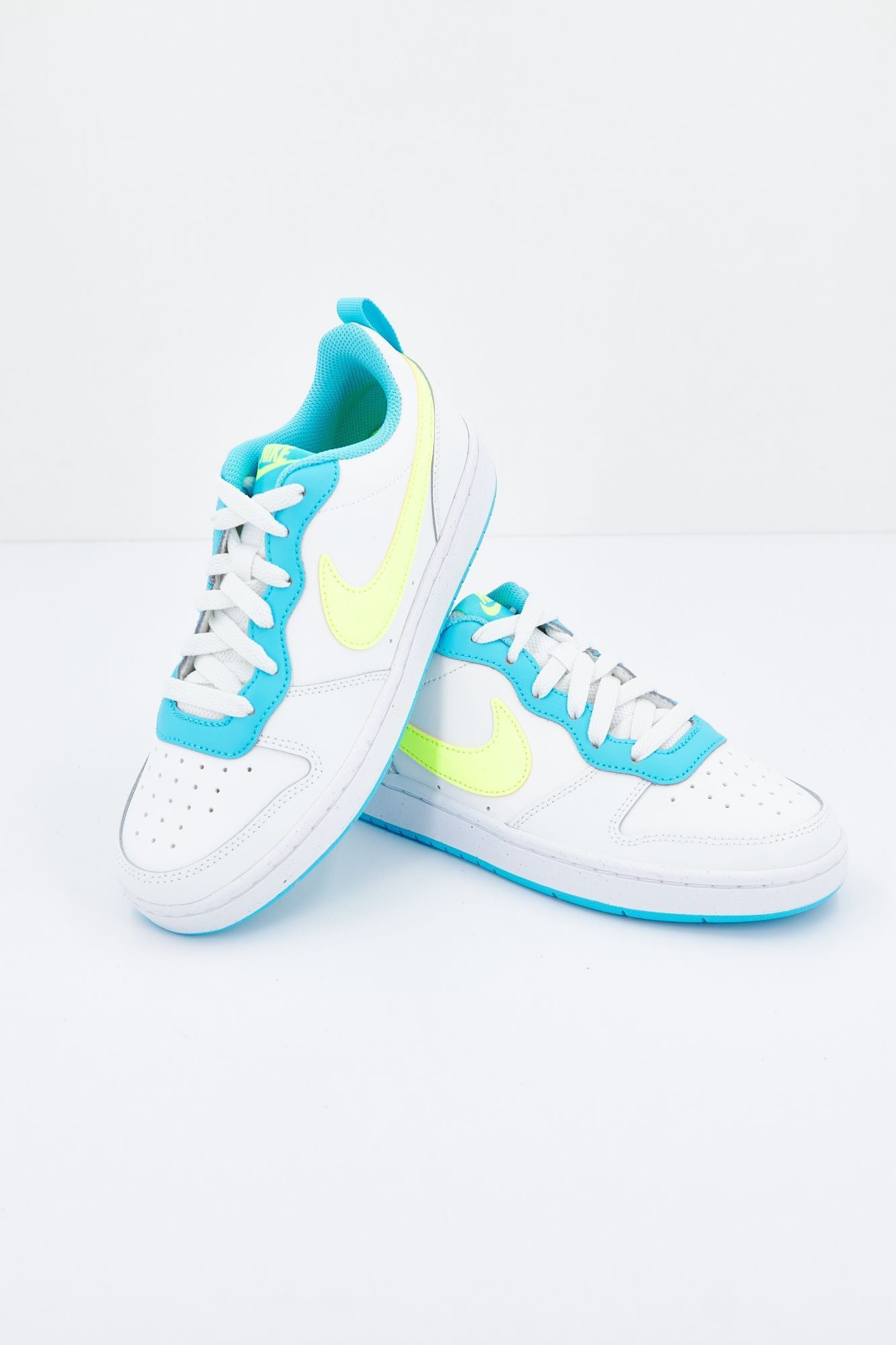 NIKE NIKE COURT BOROUGH LOW 2 BIG en color BLANCO (1)