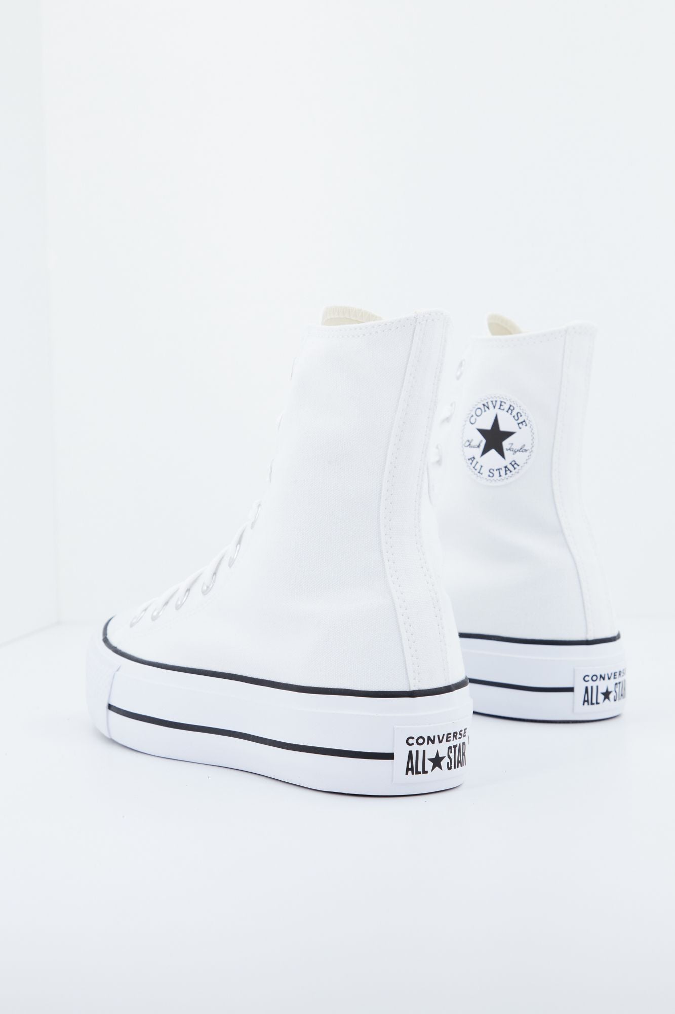 CONVERSE CTAS LIFT X-HI en color BLANCO (3)