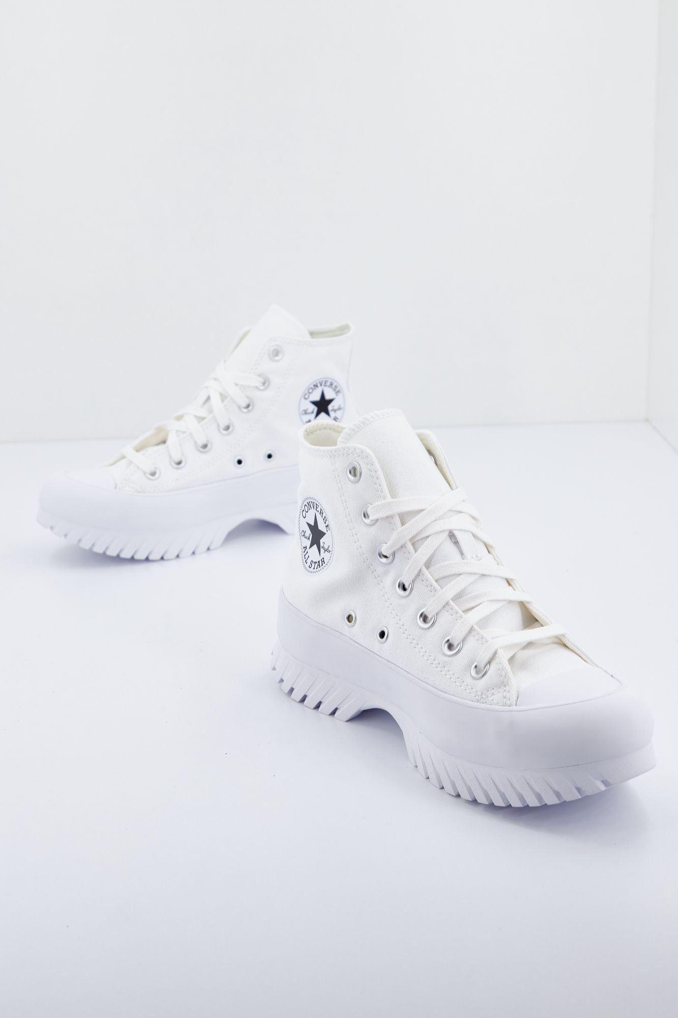 CONVERSE CHUCK TAYLOR ALL STAR 2.0 en color BLANCO (1)