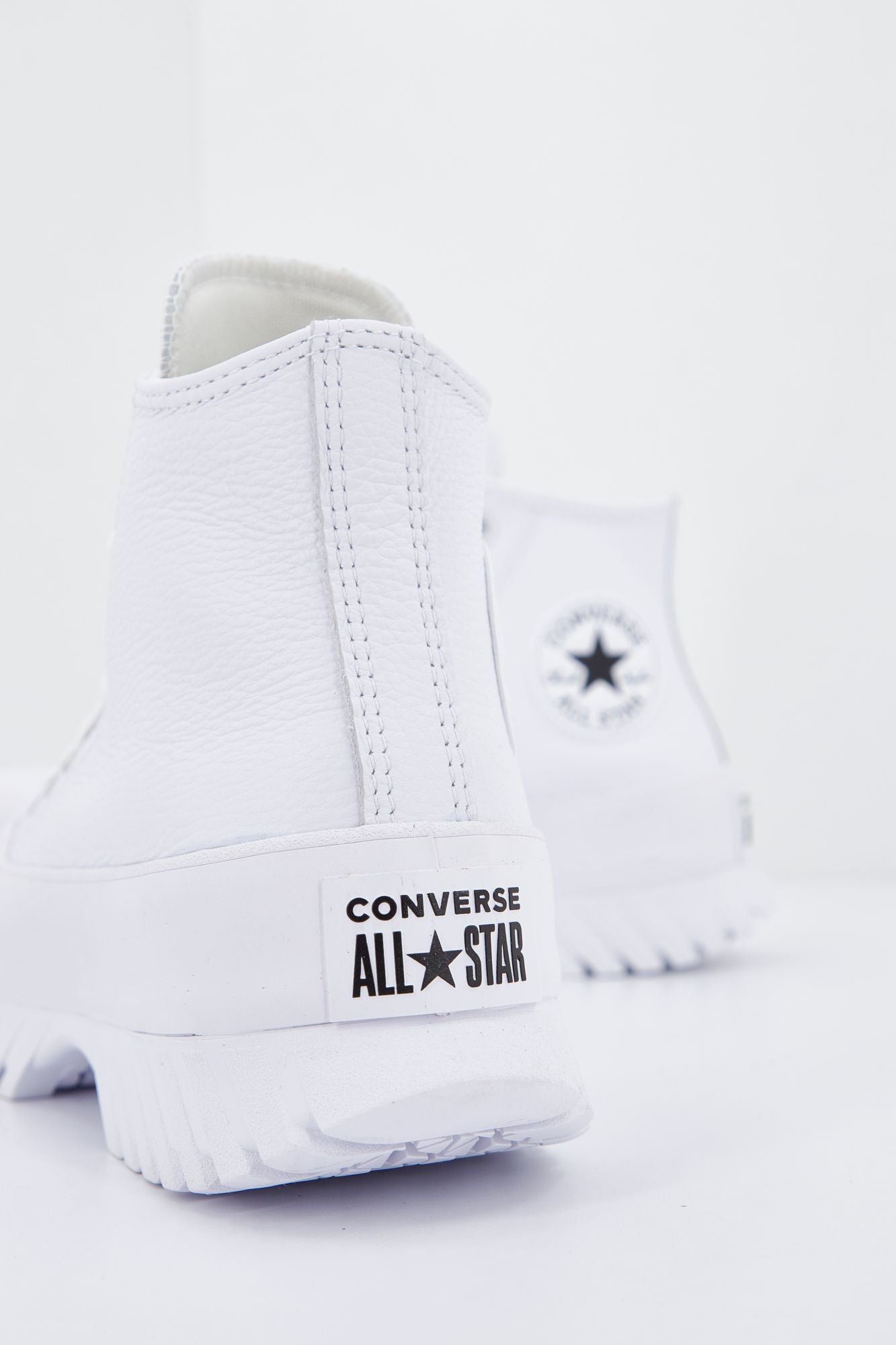 CONVERSE CHUCK TAYLOR ALL STAR LUGGED 2.0 en color BLANCO (4)