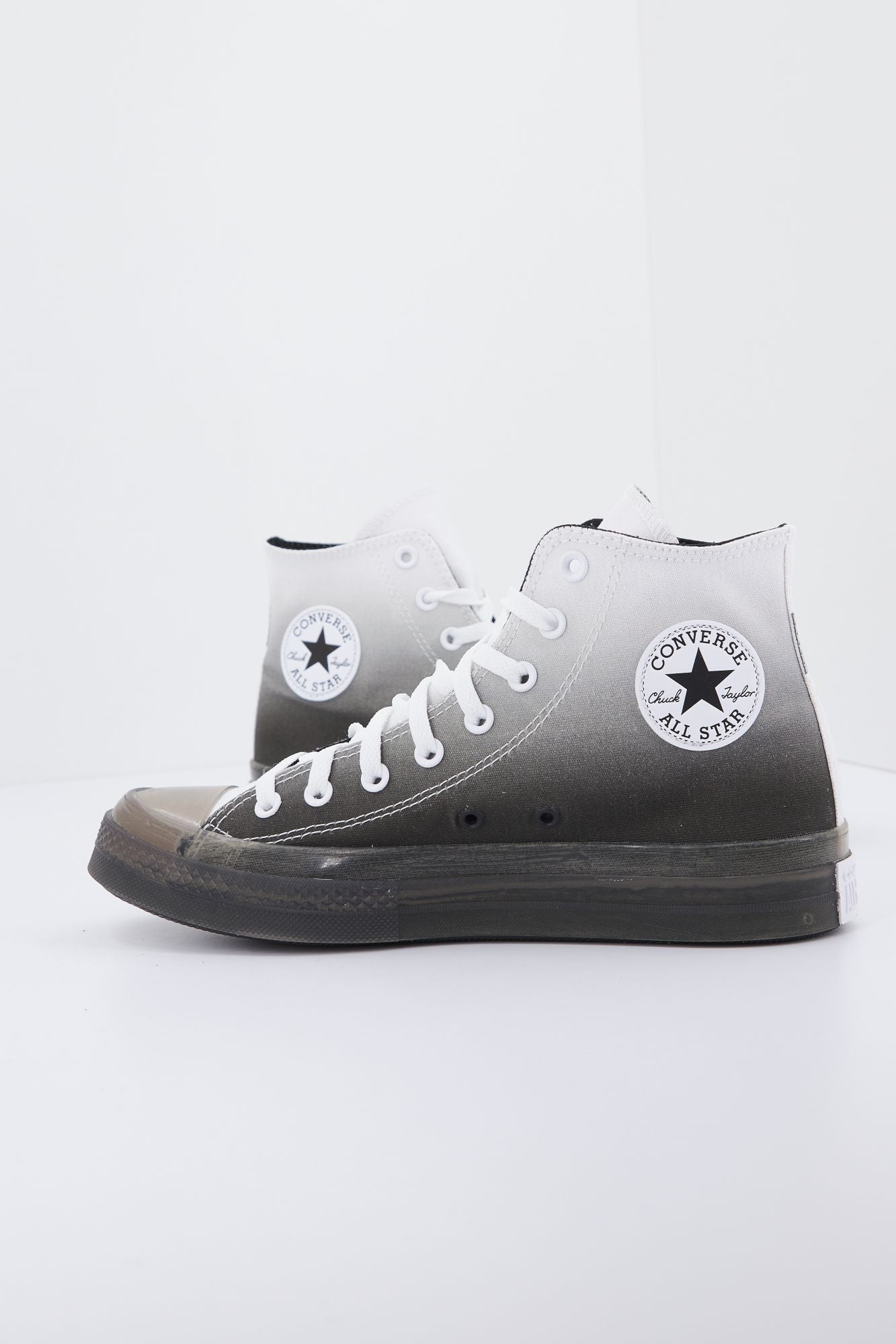 CONVERSE CTAS CX HI en color NEGRO (1)