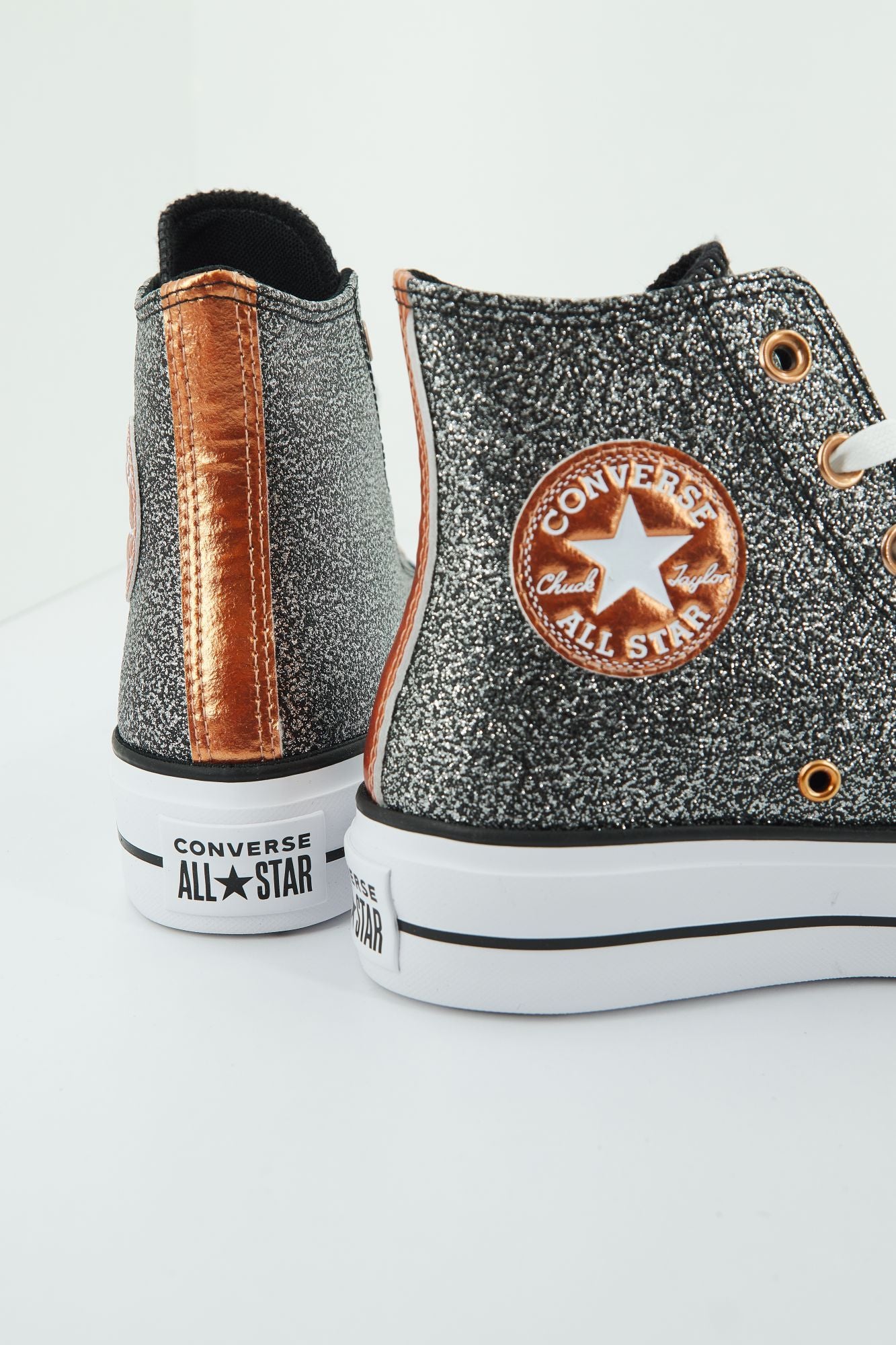 CONVERSE CHUCK TAYLOR ALL STAR LIFT PLATFORM METALLIC GLITTER en color NEGRO (2)