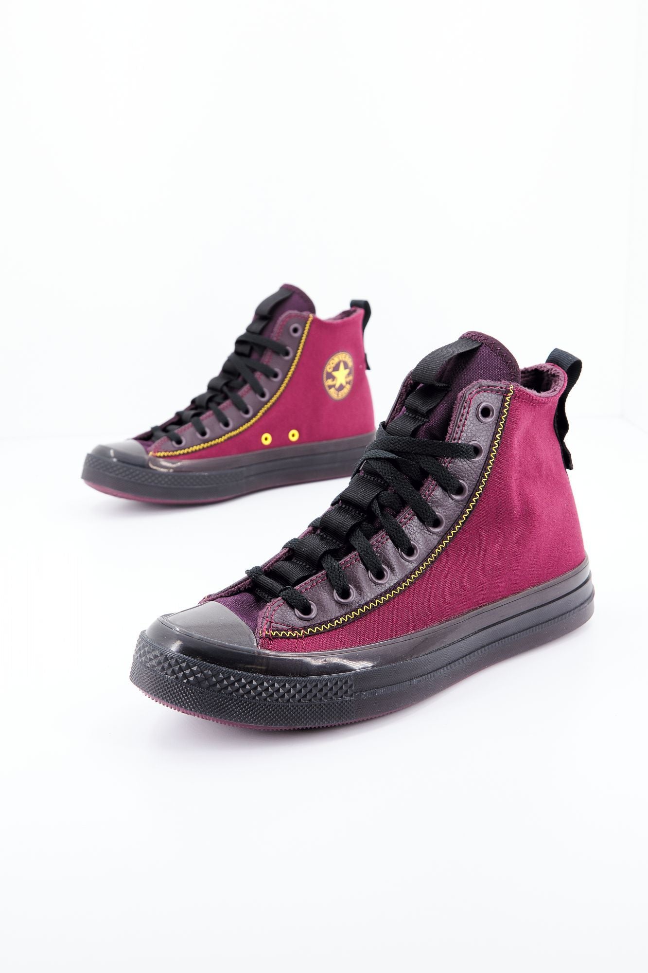 CONVERSE CHUCK TAYLOR ALL STAR CX EXPLORE HI en color ROJO (3)